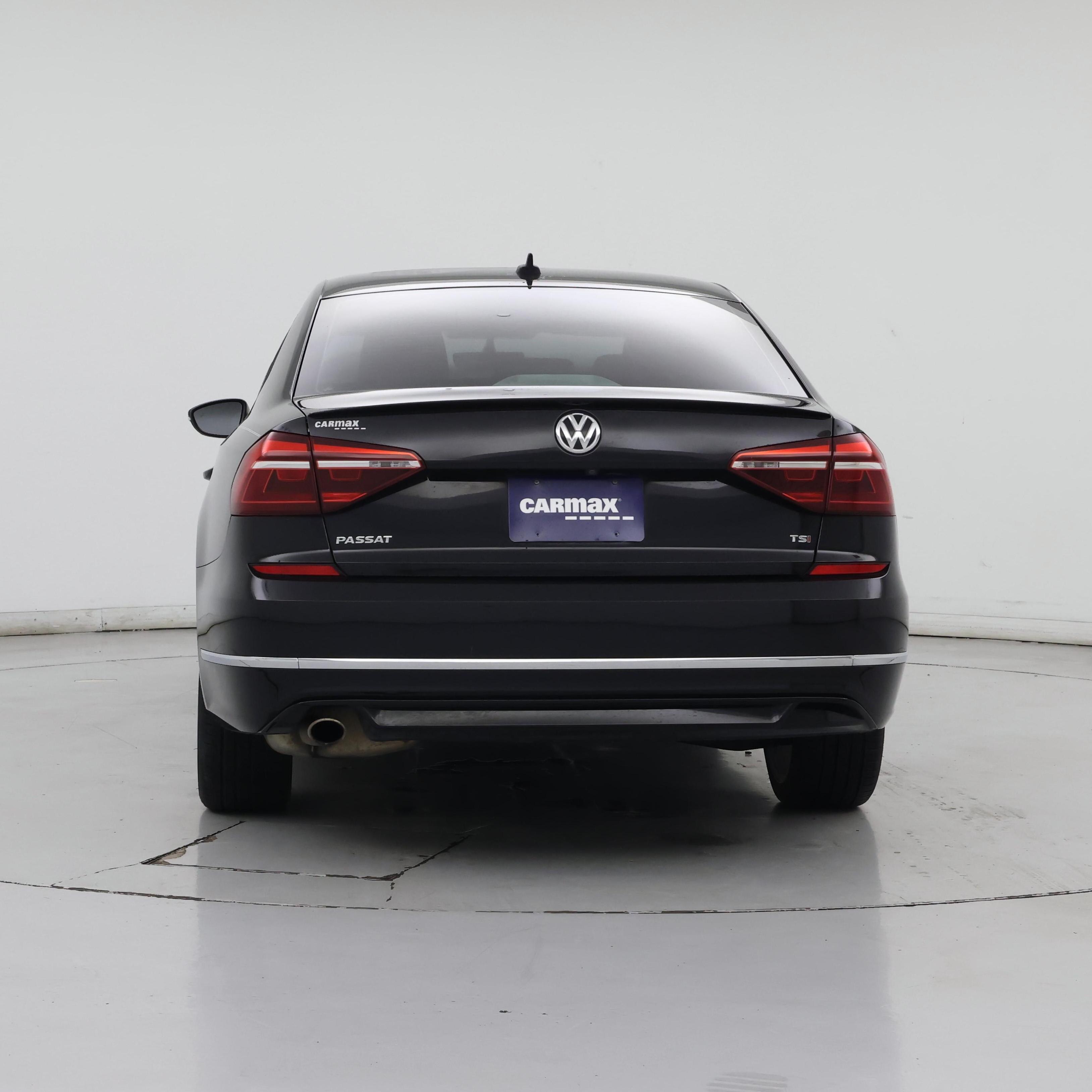 Thumbnail: 2018 Volkswagen Passat - 6