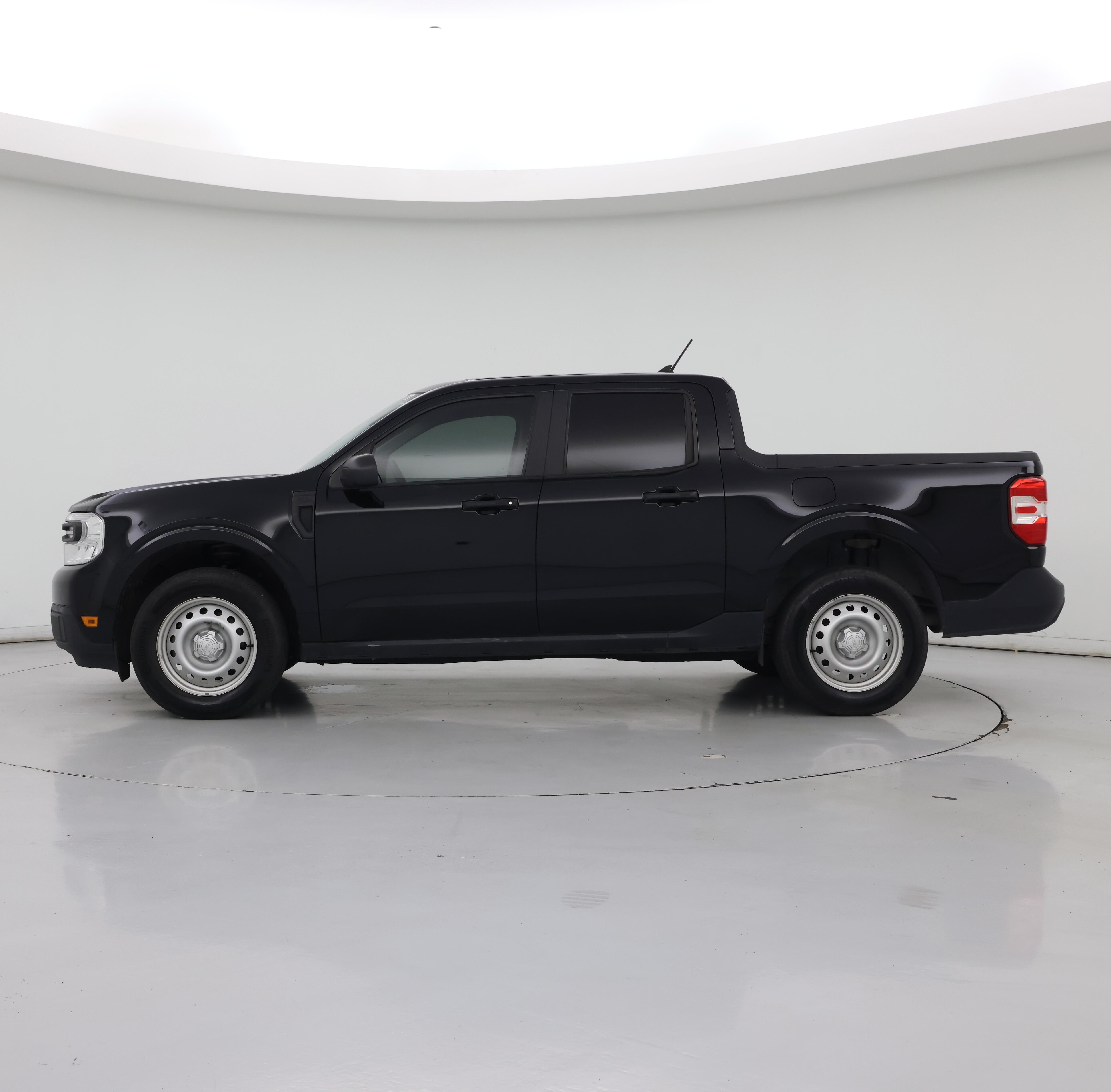 Thumbnail: 2022 Ford Maverick - 3