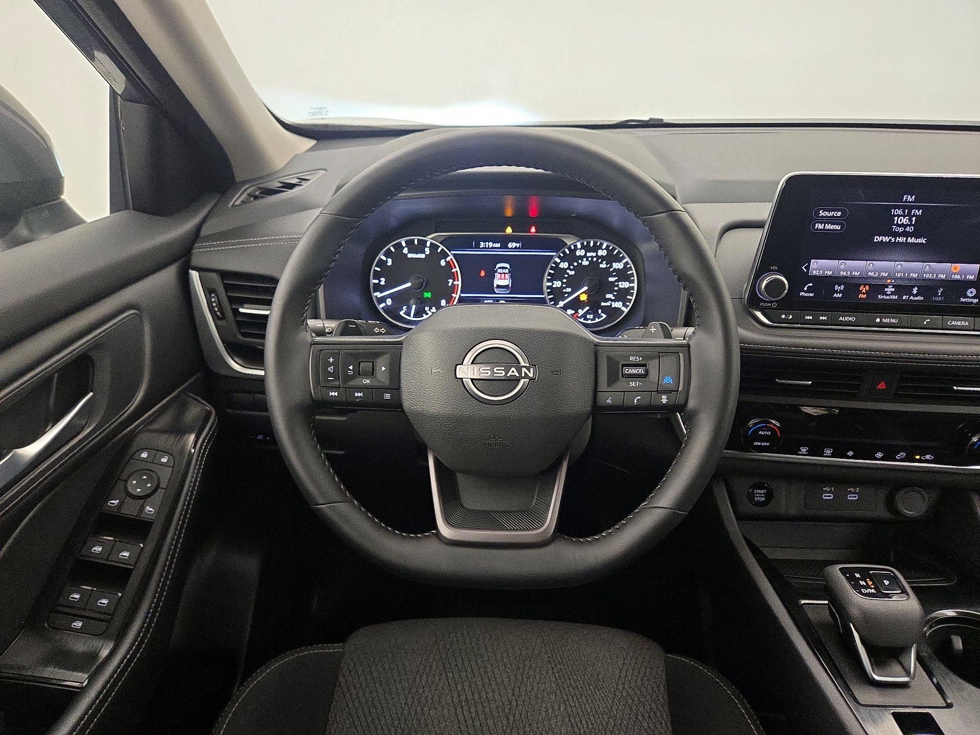 Thumbnail: 2025 Nissan Rogue - 10