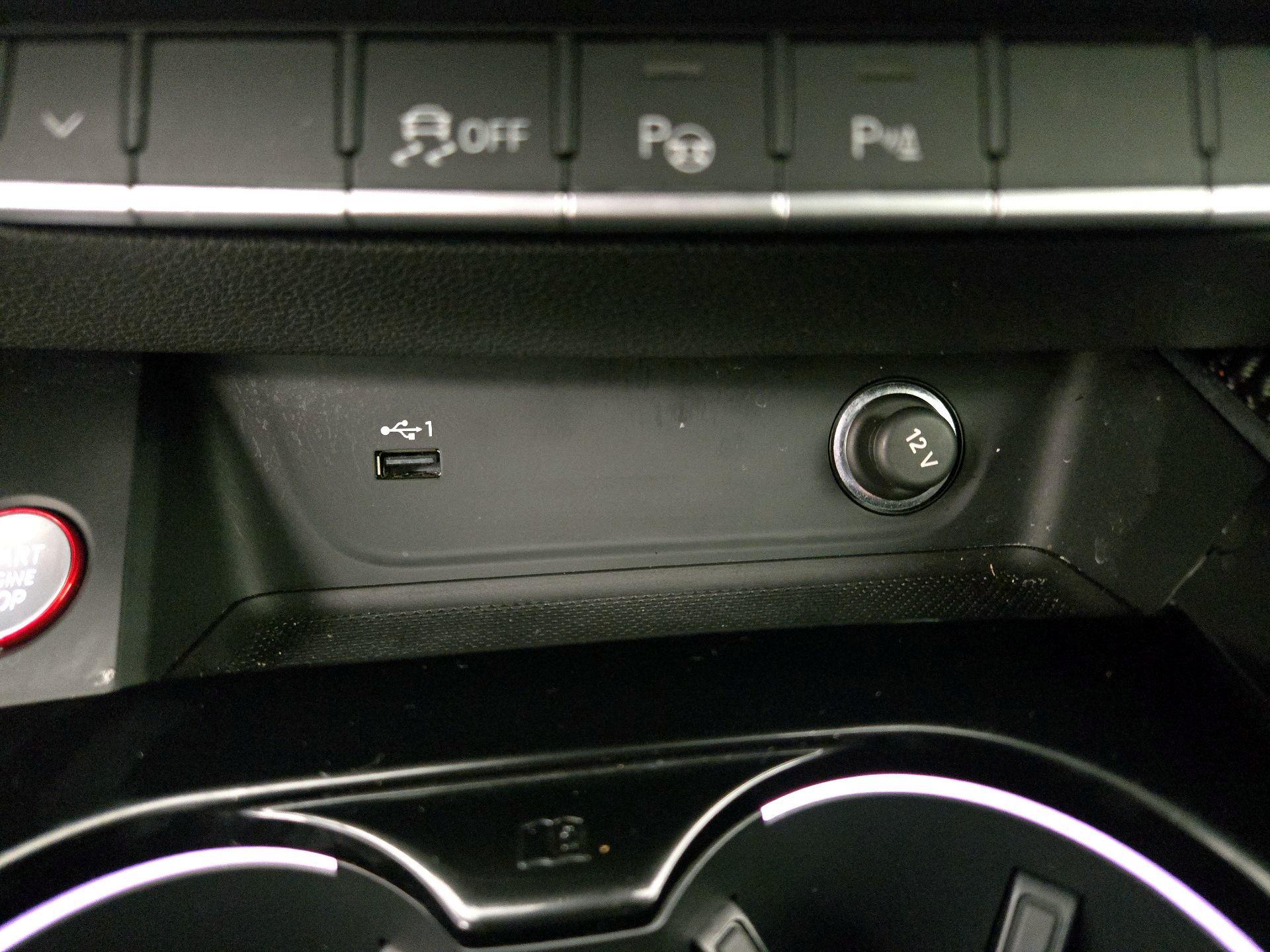 Thumbnail: 2023 Audi RS 5 - 19