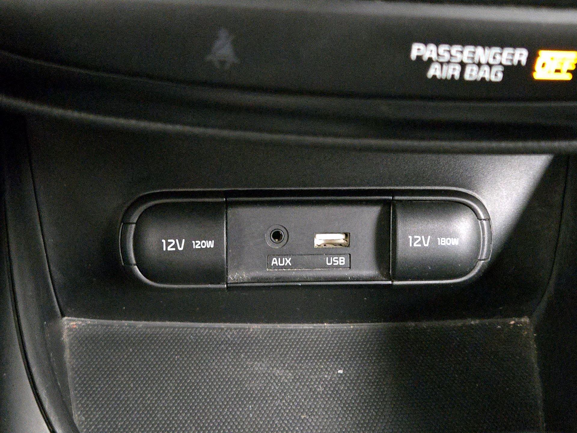 Thumbnail: 2018 Kia Soul - 18