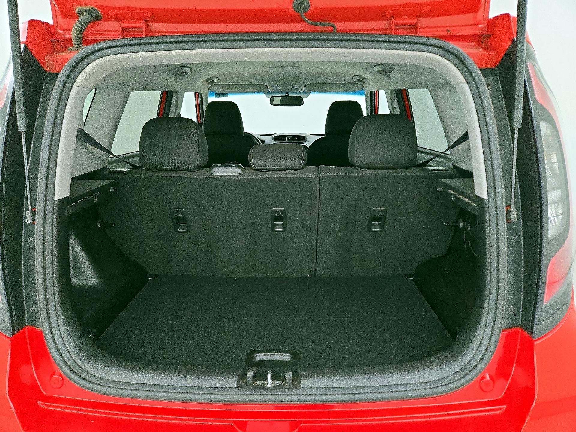 Thumbnail: 2018 Kia Soul - 20