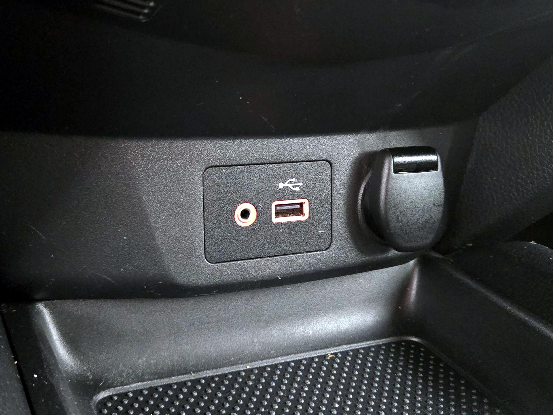 Thumbnail: 2019 Nissan Rogue - 18