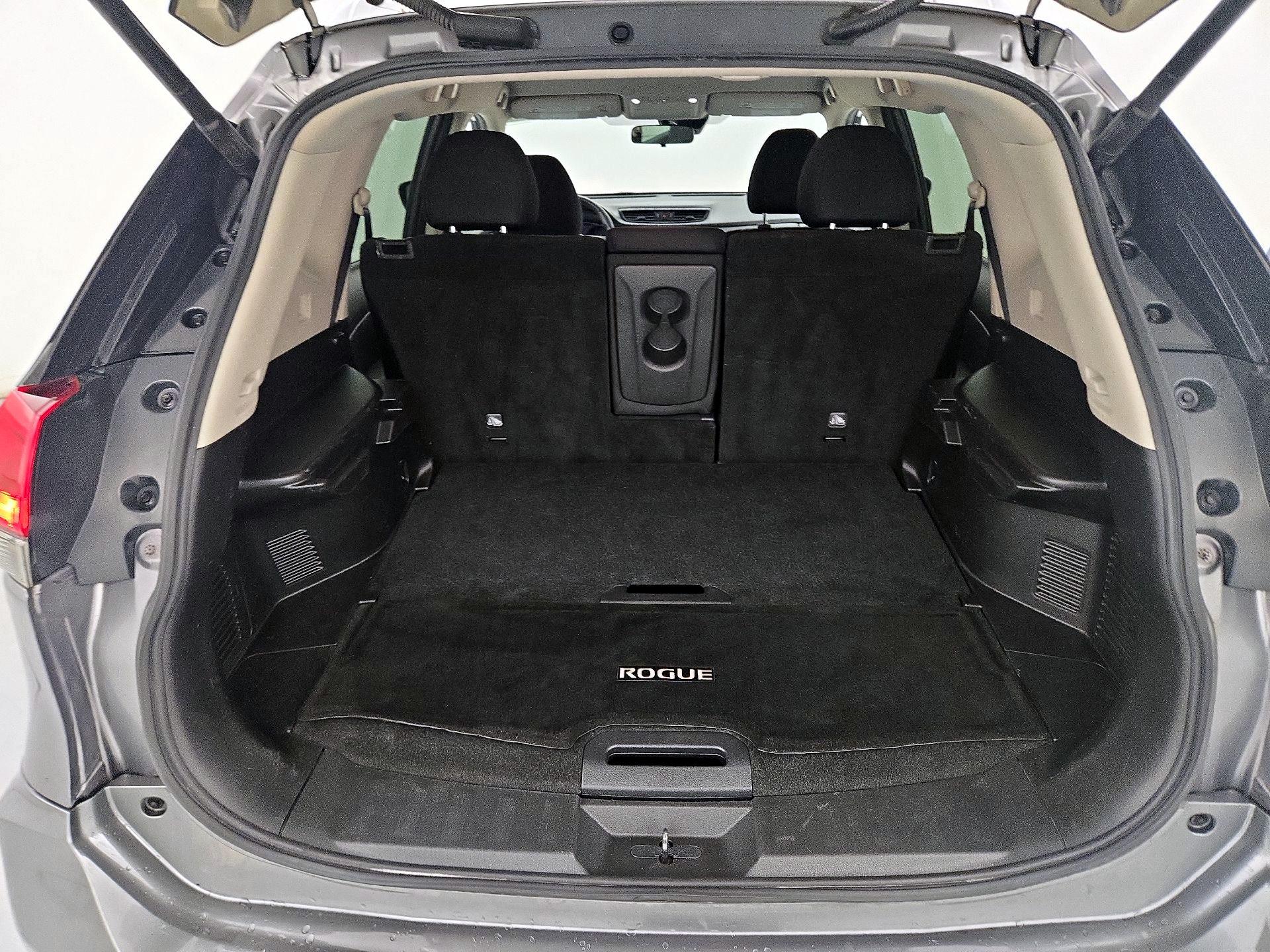 Thumbnail: 2019 Nissan Rogue - 20