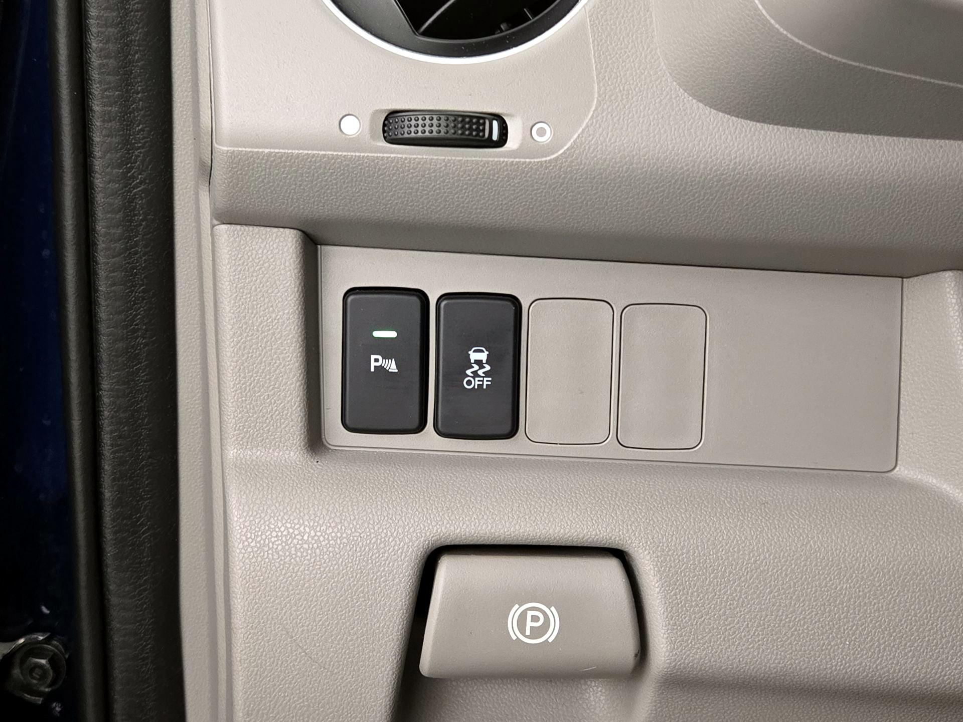 Thumbnail: 2015 Honda Pilot - 13