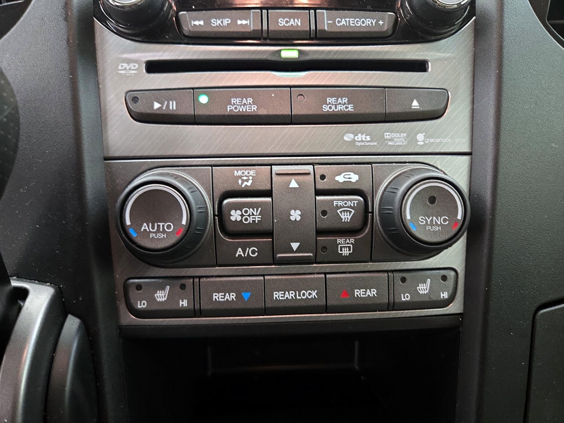 Thumbnail: 2015 Honda Pilot - 17