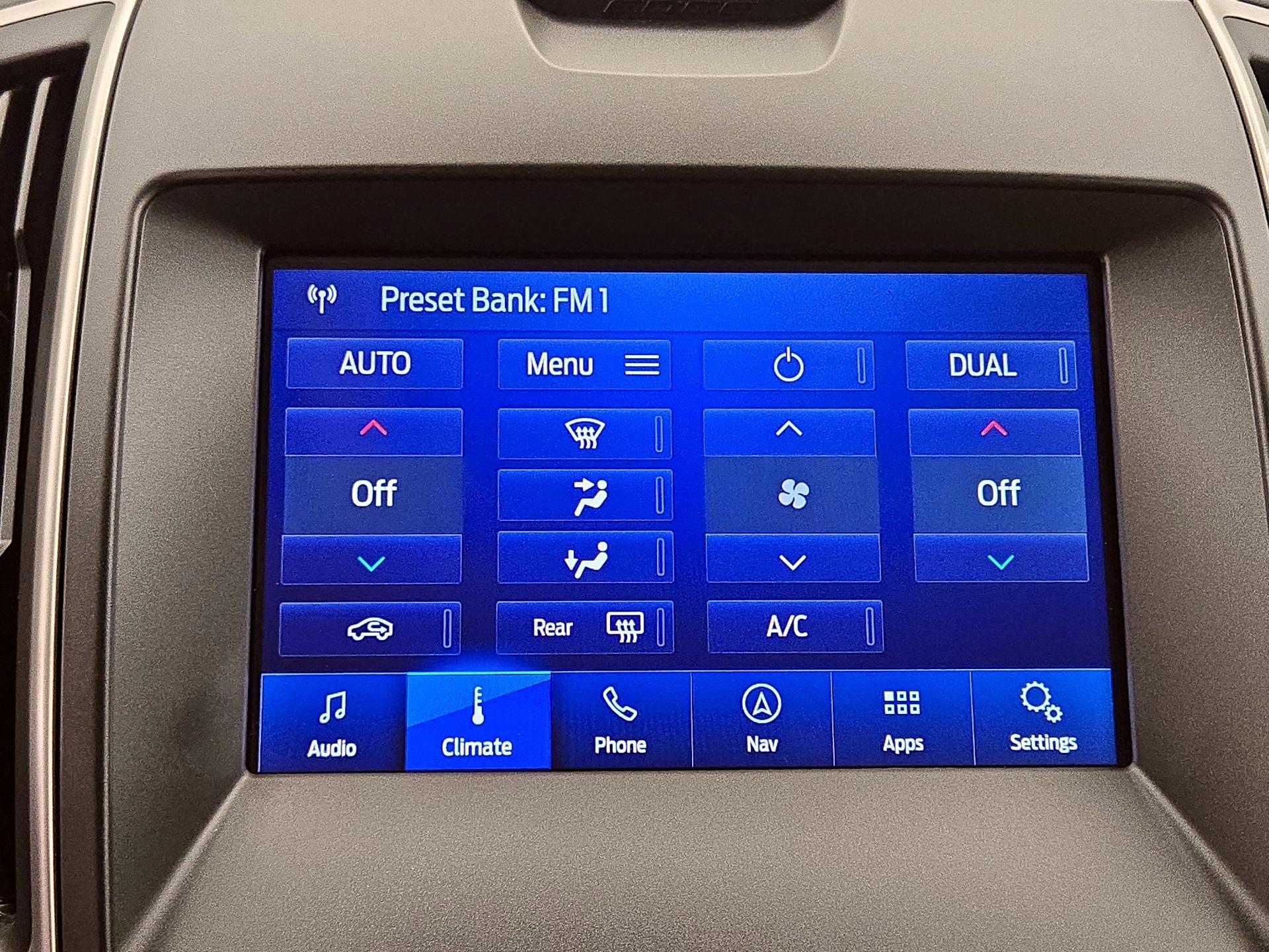 Thumbnail: 2020 Ford Edge - 17