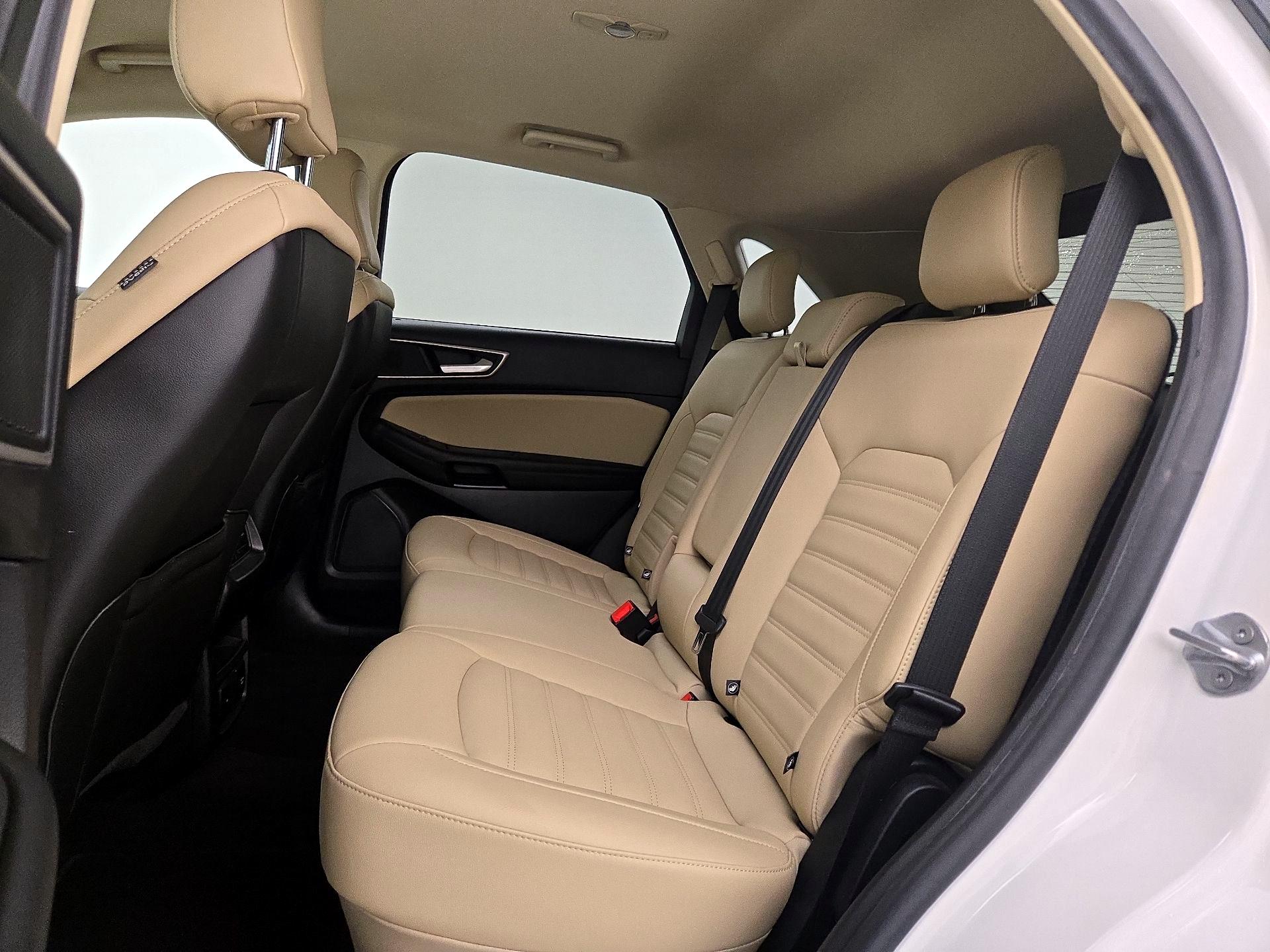 Thumbnail: 2020 Ford Edge - 20