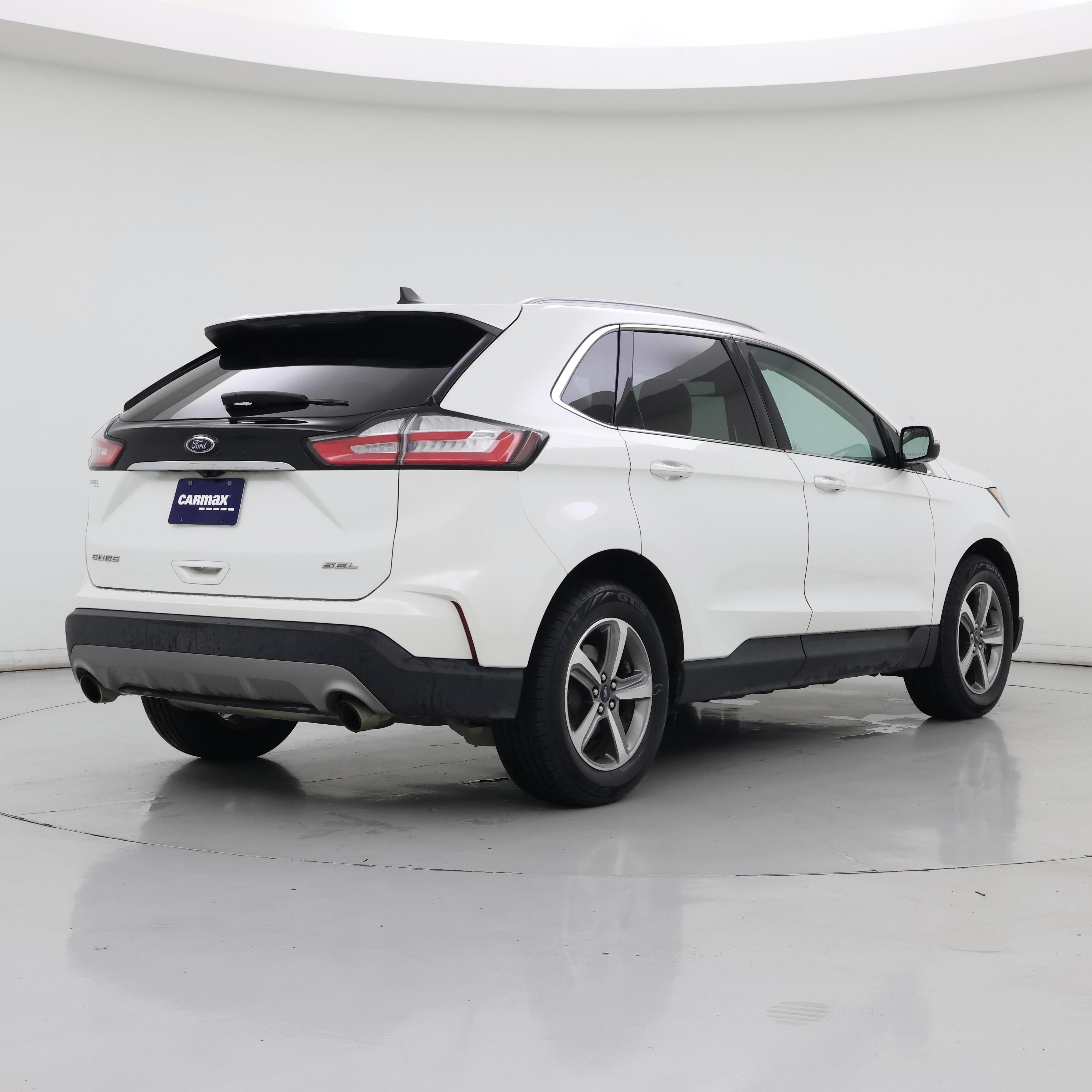 Thumbnail: 2020 Ford Edge - 8