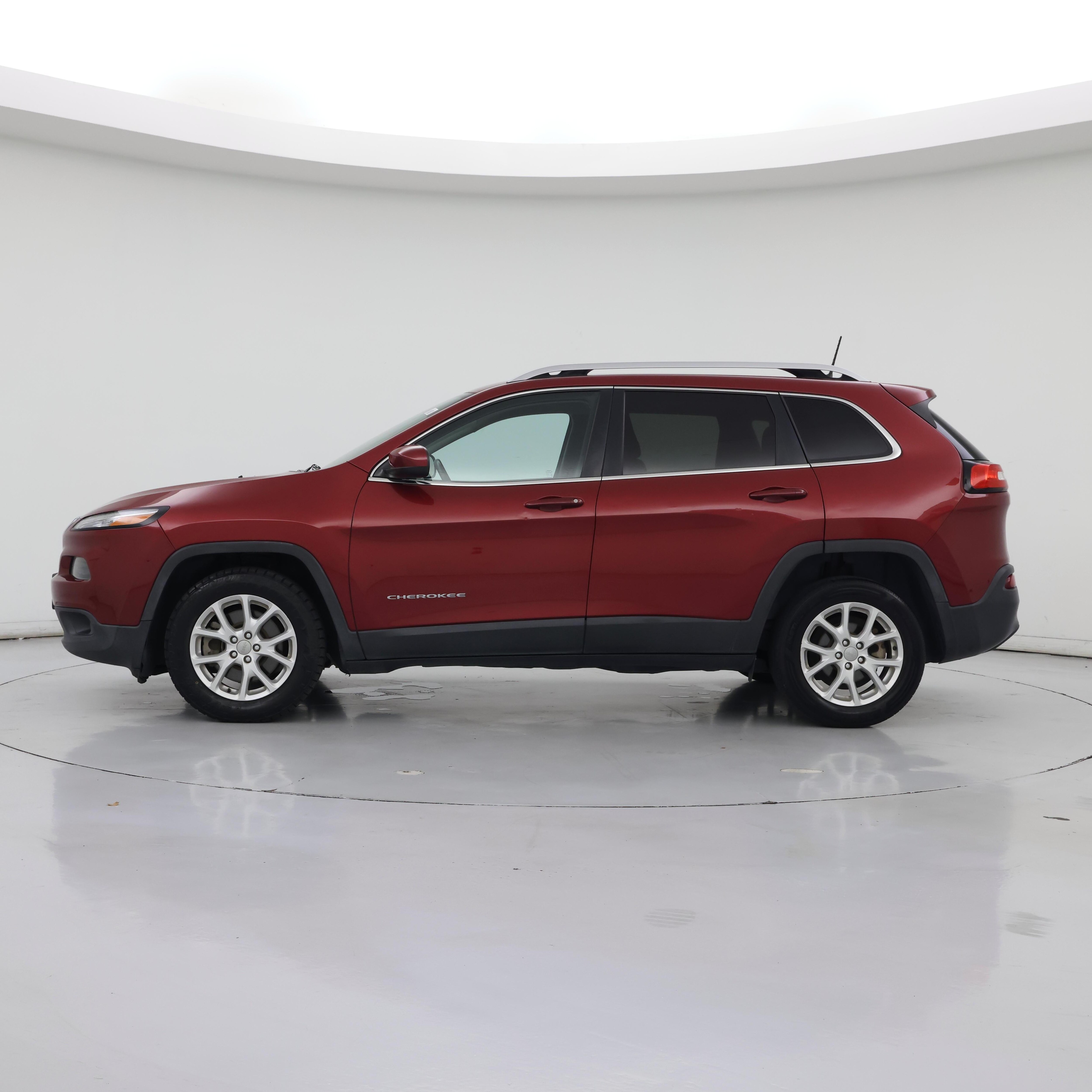 Thumbnail: 2017 Jeep Cherokee - 3