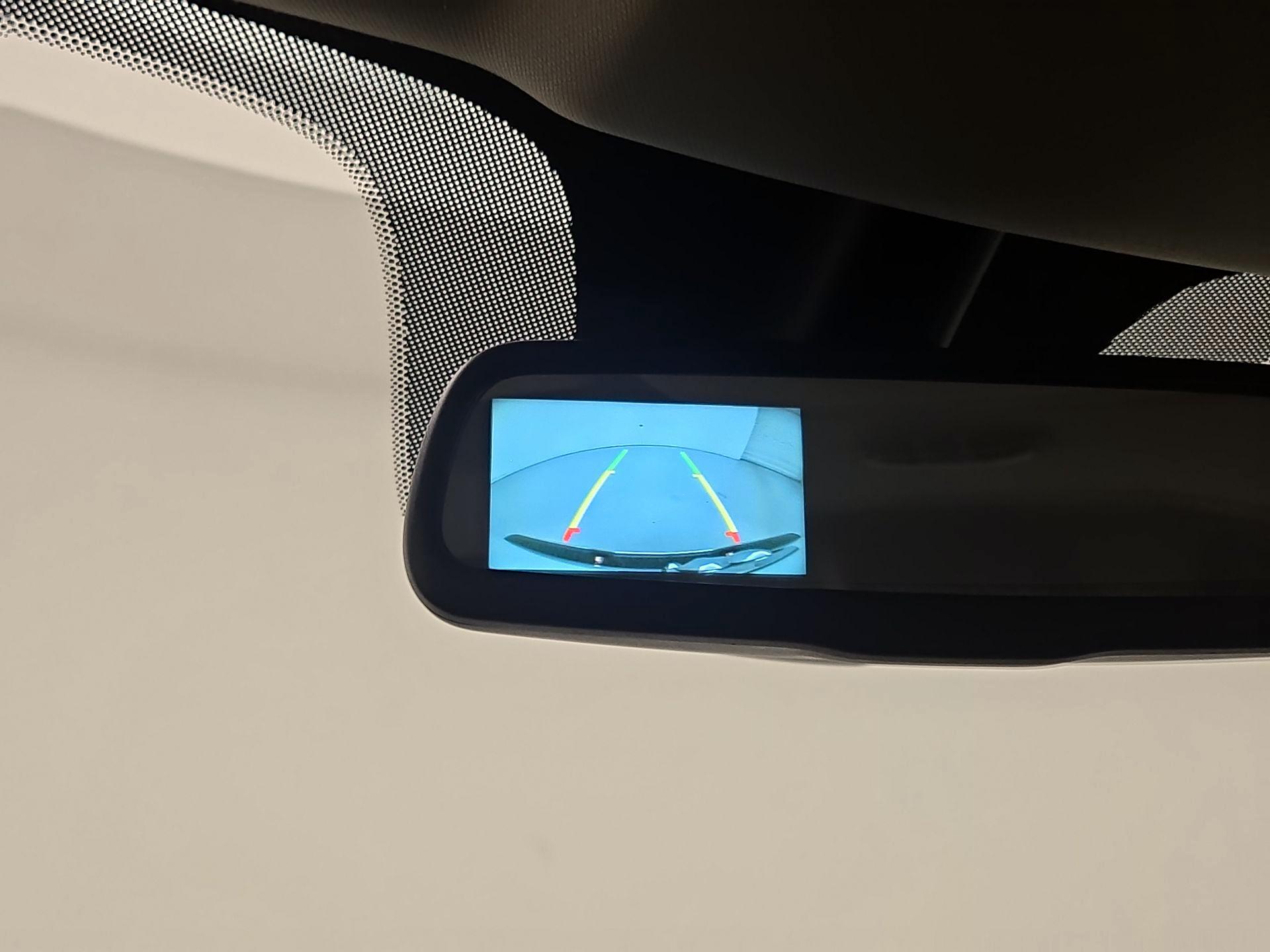 Thumbnail: 2019 RAM 1500 Classic - 14