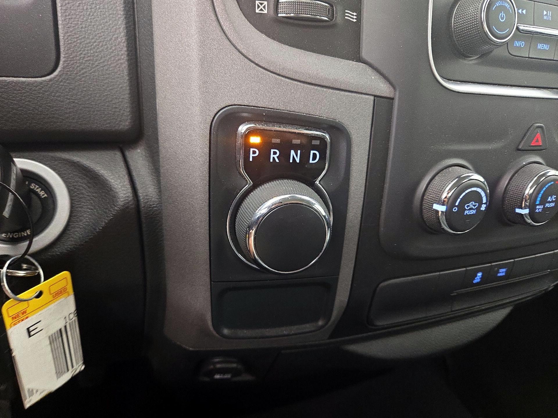 Thumbnail: 2019 RAM 1500 Classic - 17