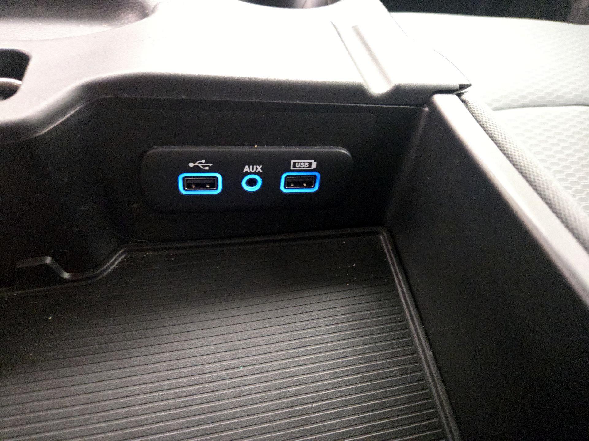 Thumbnail: 2019 RAM 1500 Classic - 18