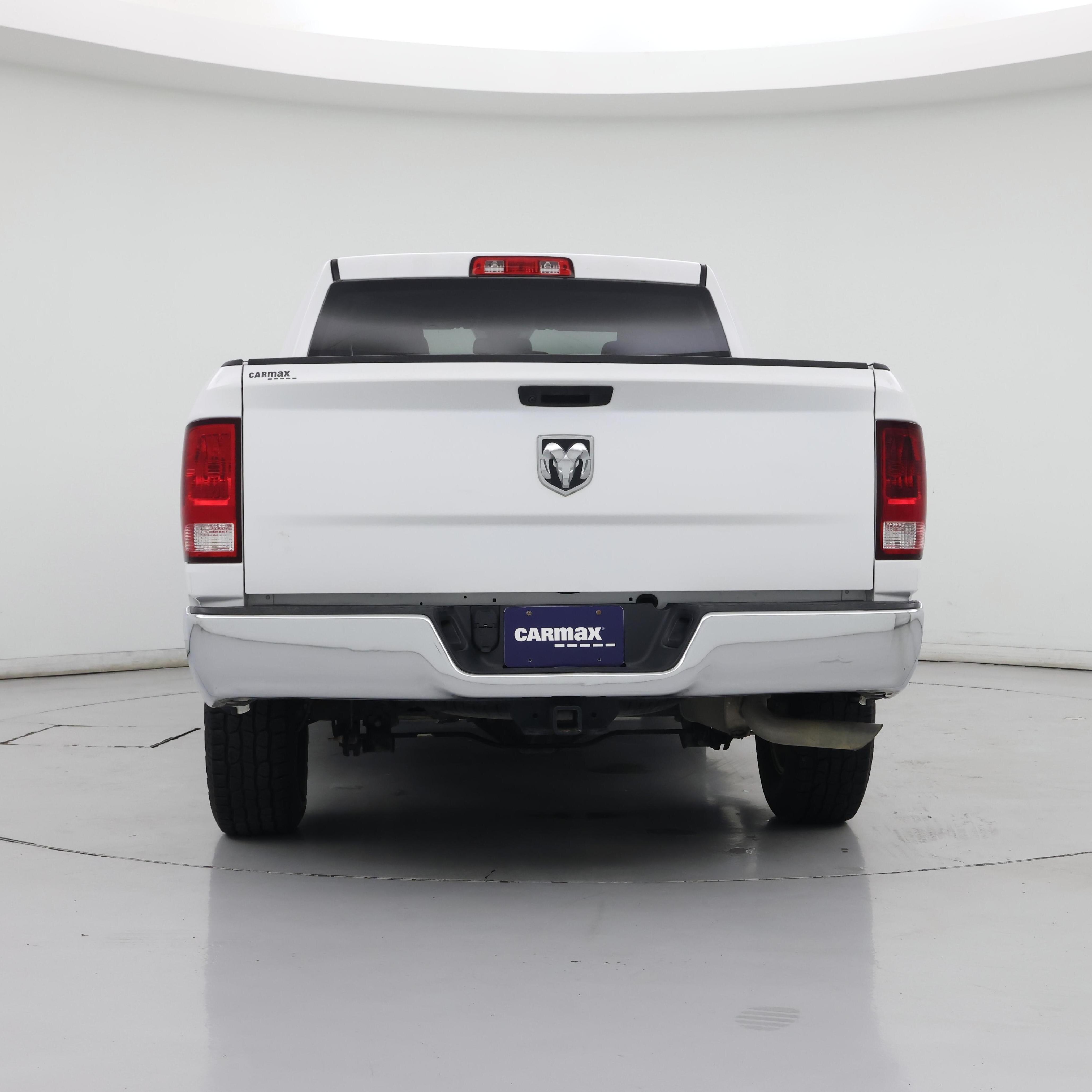 Thumbnail: 2019 RAM 1500 Classic - 6