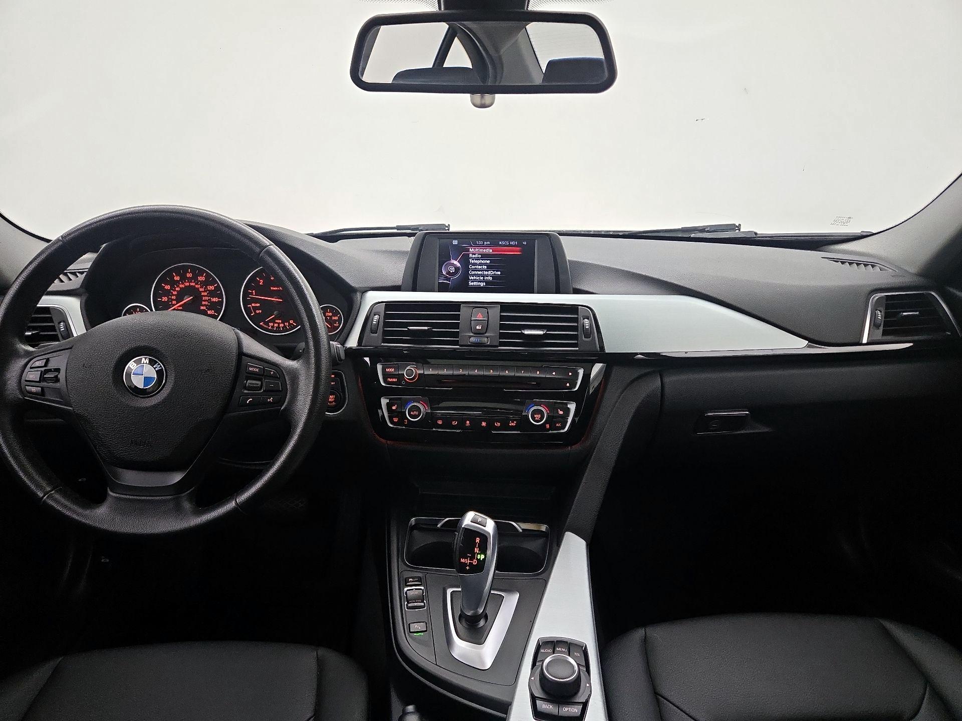 Thumbnail: 2017 BMW 3 Series - 9