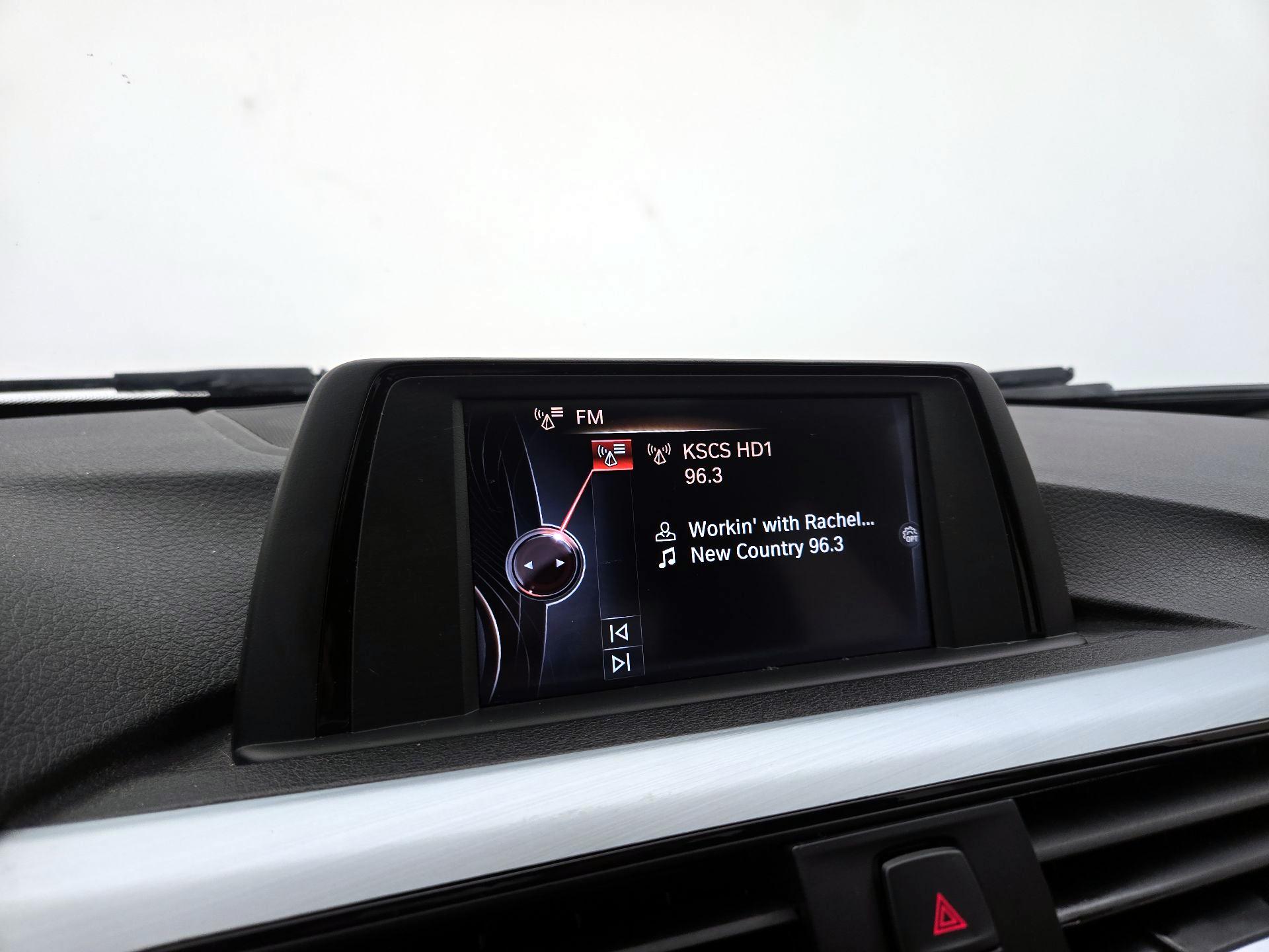 Thumbnail: 2017 BMW 3 Series - 15