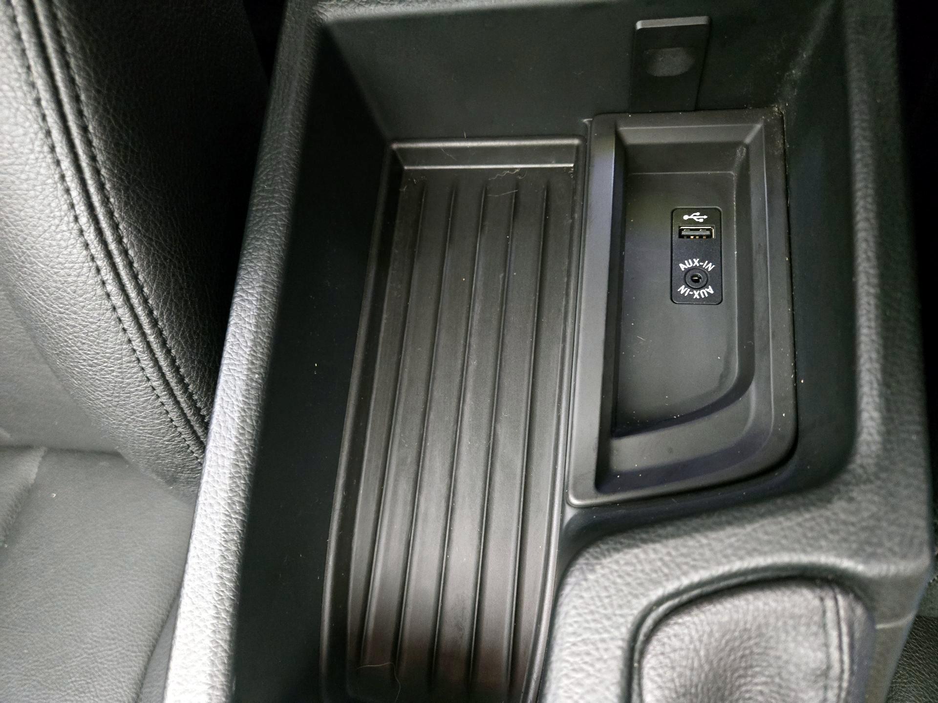 Thumbnail: 2017 BMW 3 Series - 18