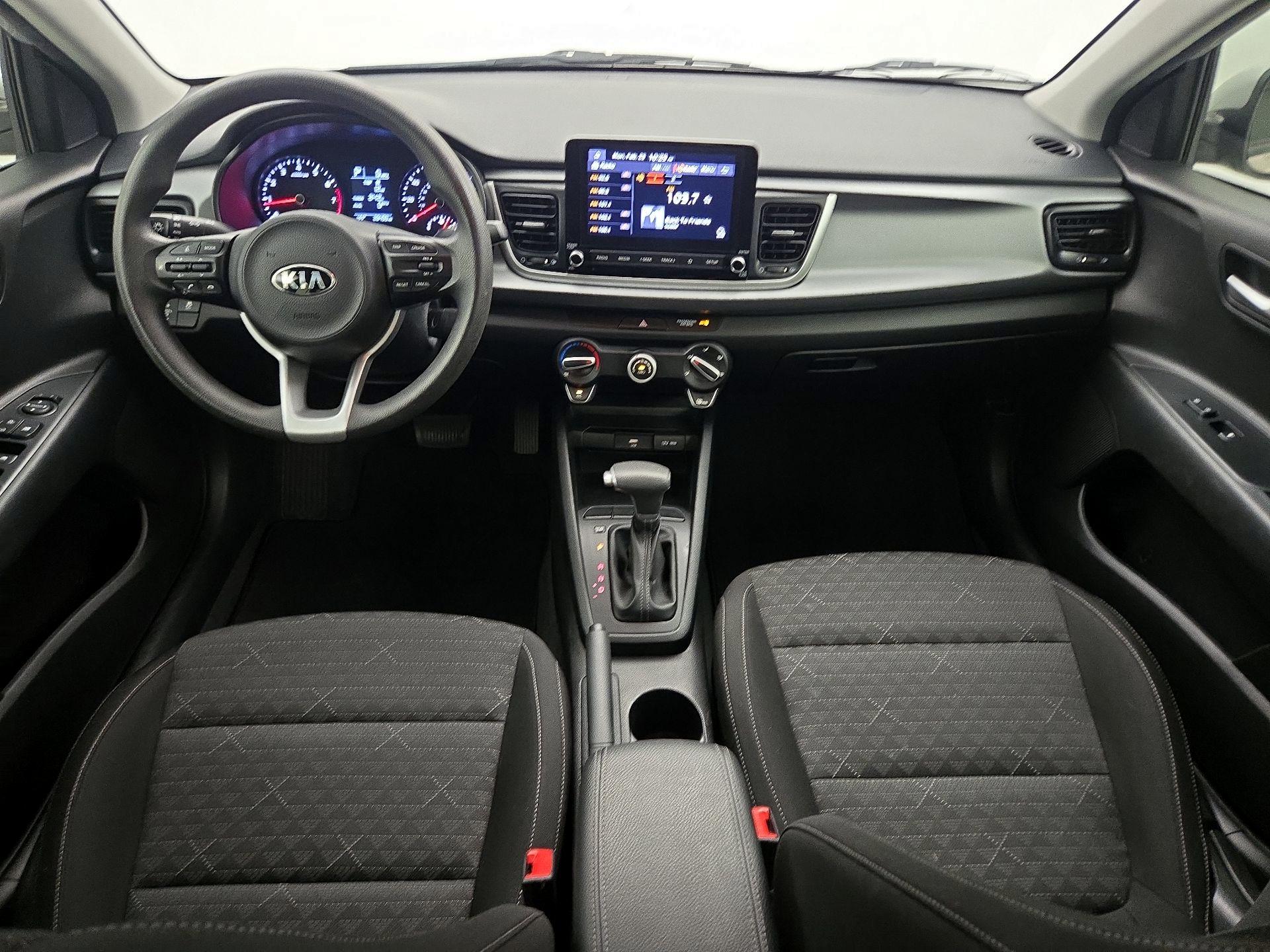 Thumbnail: 2021 Kia Rio - 9