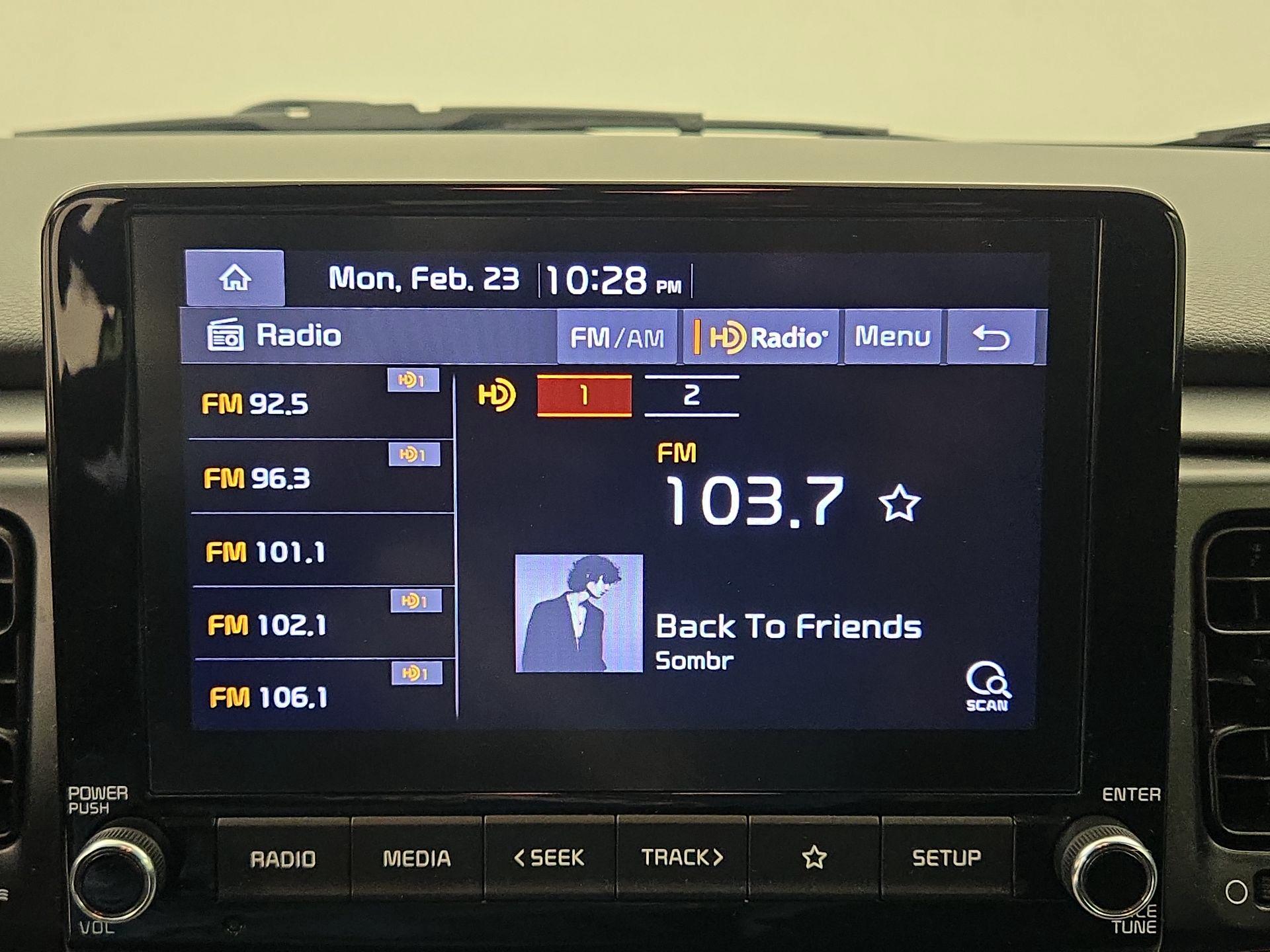 Thumbnail: 2021 Kia Rio - 15