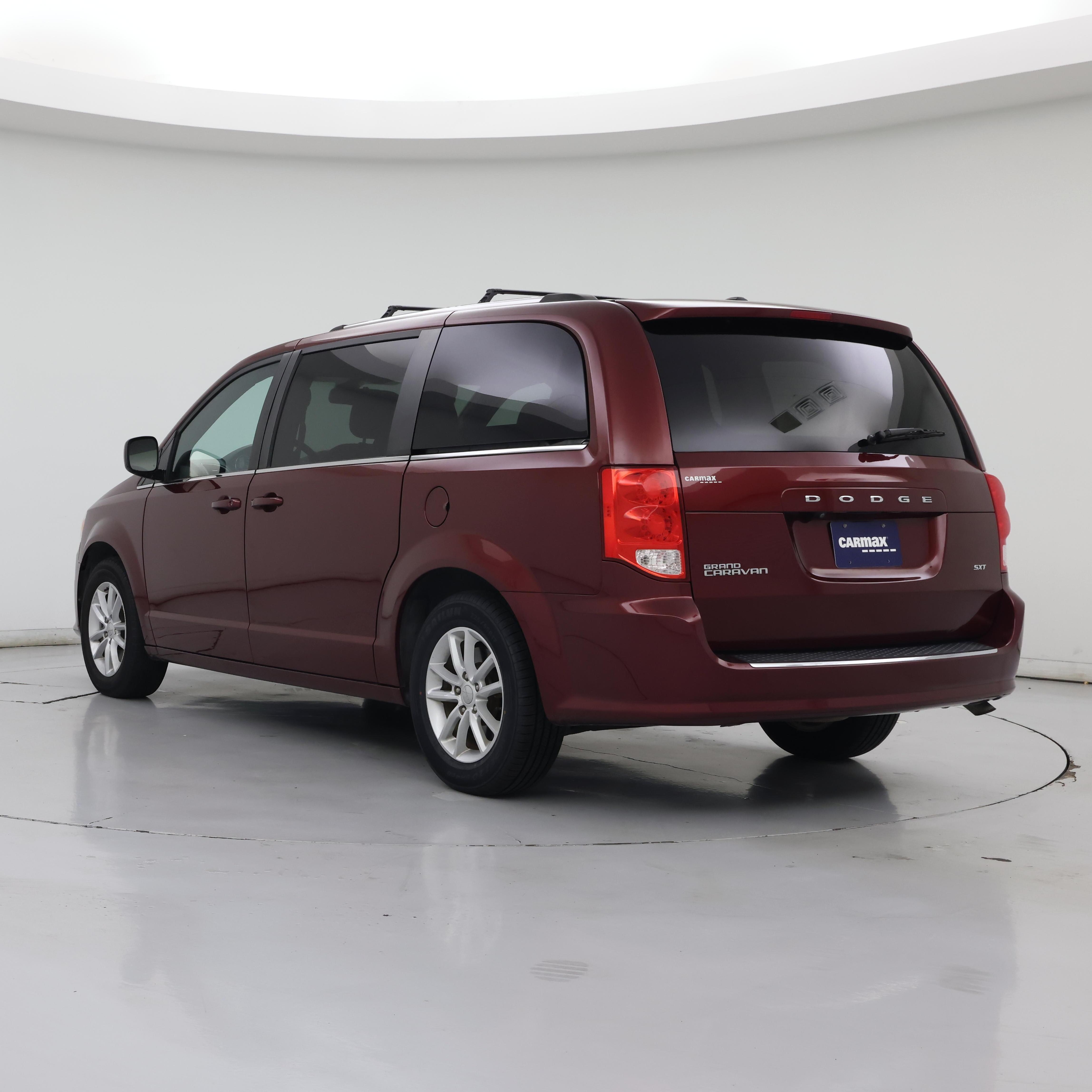 Thumbnail: 2019 Dodge Grand Caravan - 2