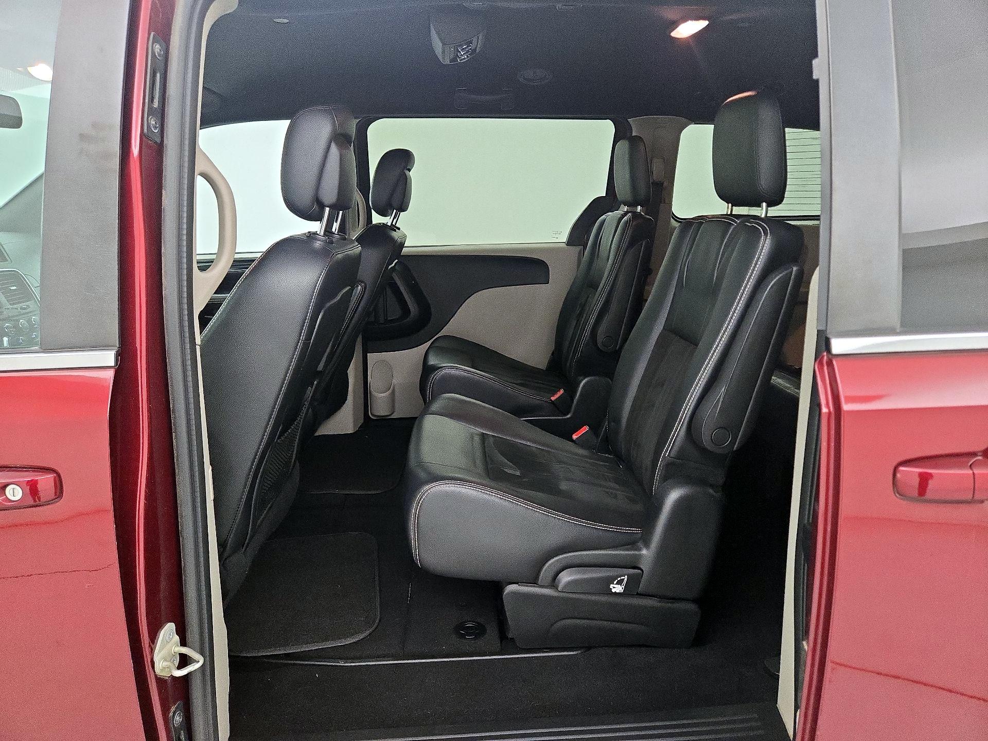 Thumbnail: 2019 Dodge Grand Caravan - 19