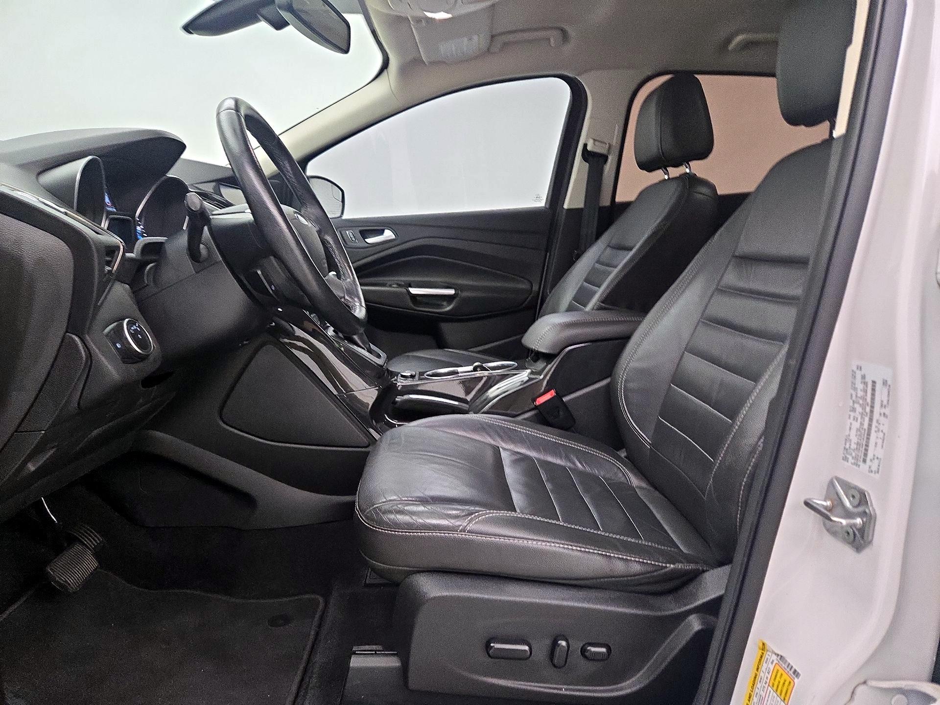 Thumbnail: 2015 Ford Escape - 11