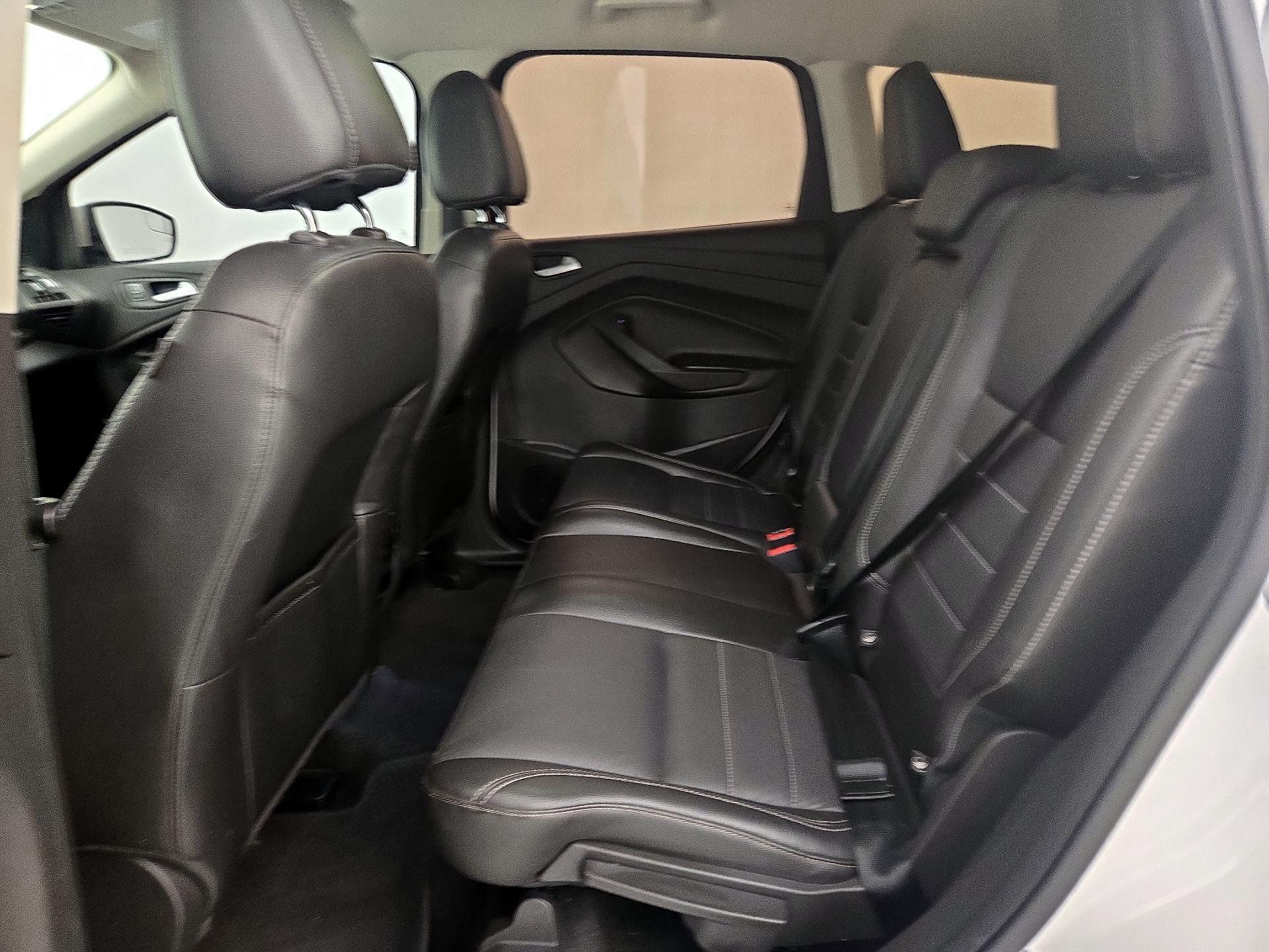 Thumbnail: 2015 Ford Escape - 19