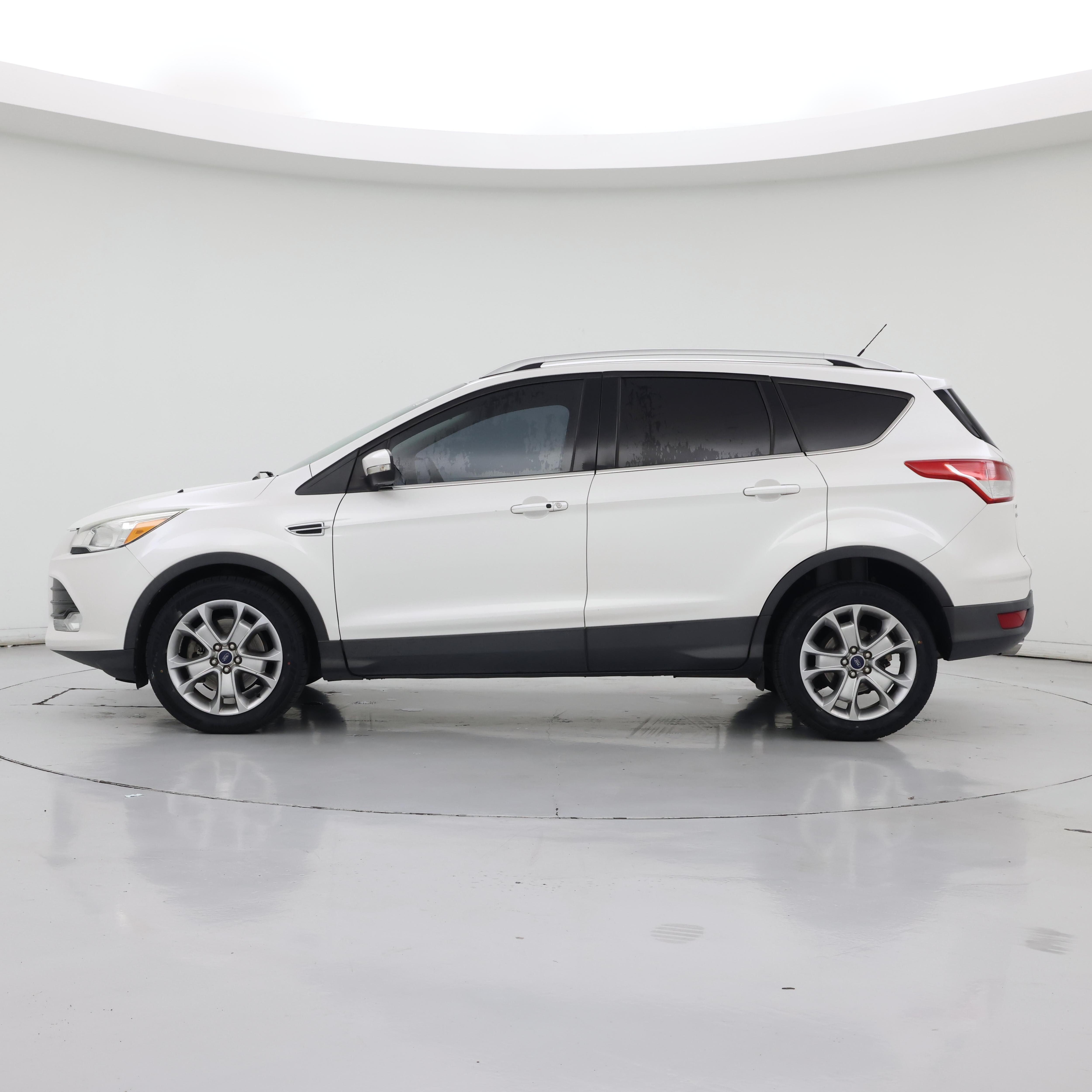 Thumbnail: 2015 Ford Escape - 3
