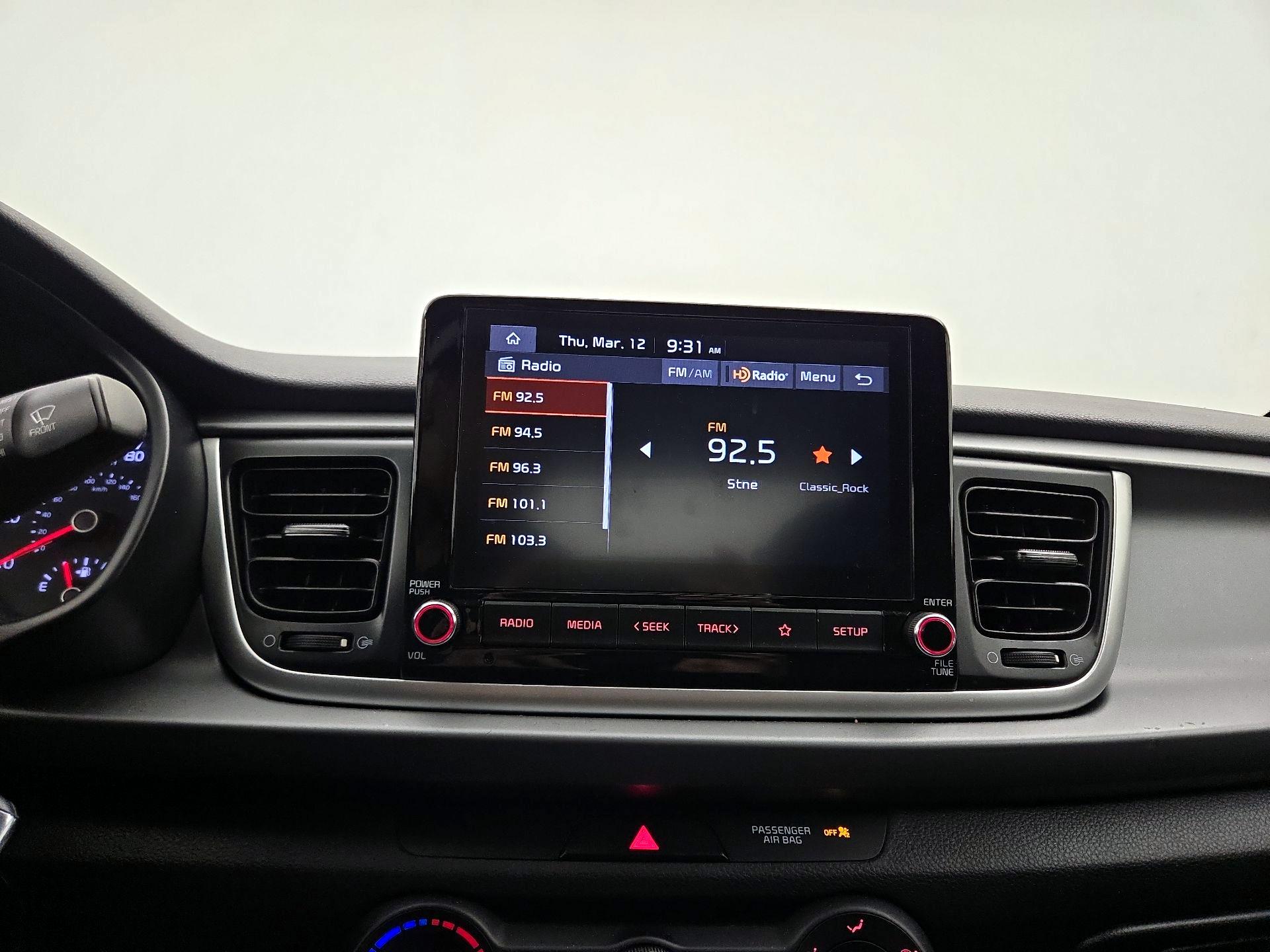 Thumbnail: 2022 Kia Rio - 15