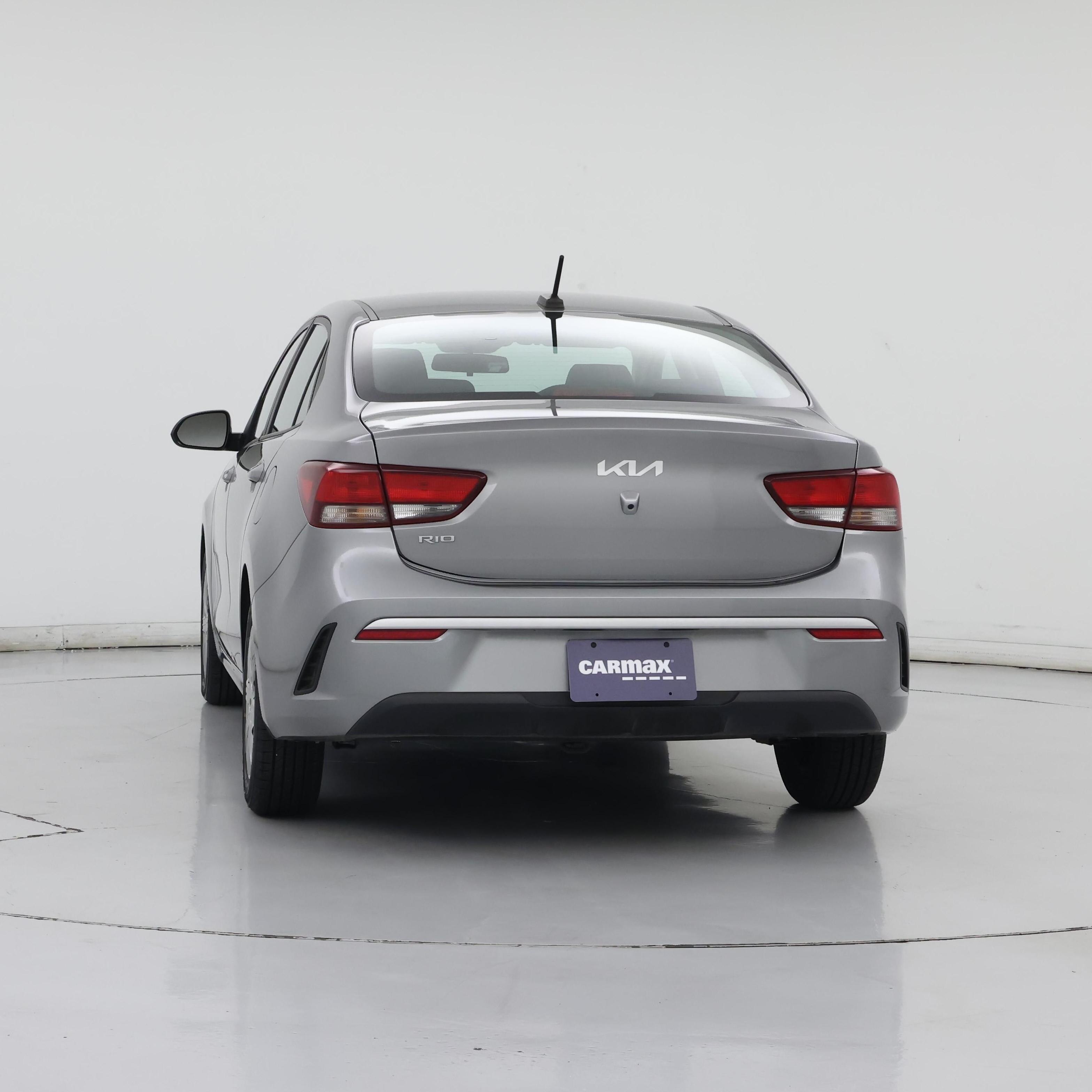 Thumbnail: 2022 Kia Rio - 6