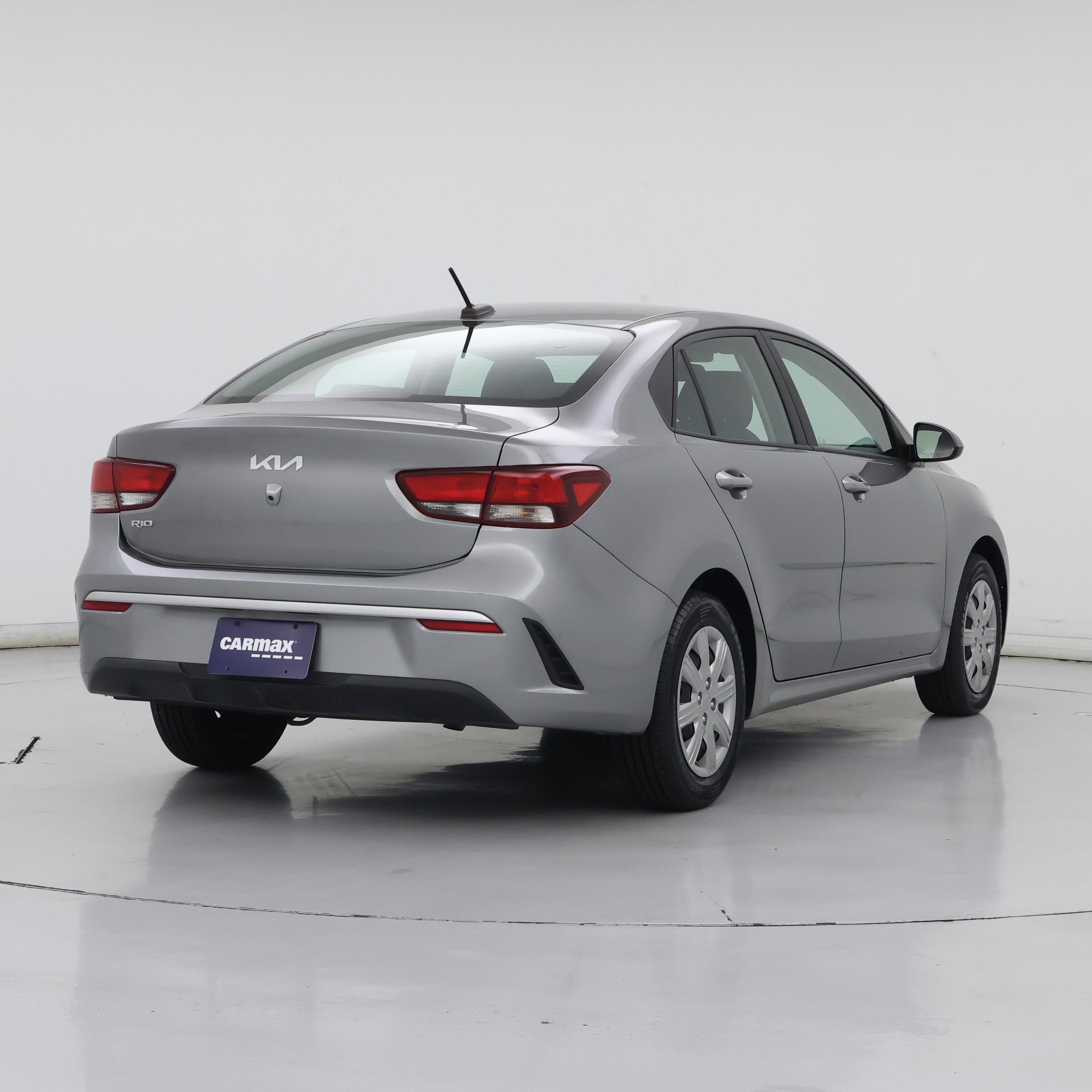 Thumbnail: 2022 Kia Rio - 8