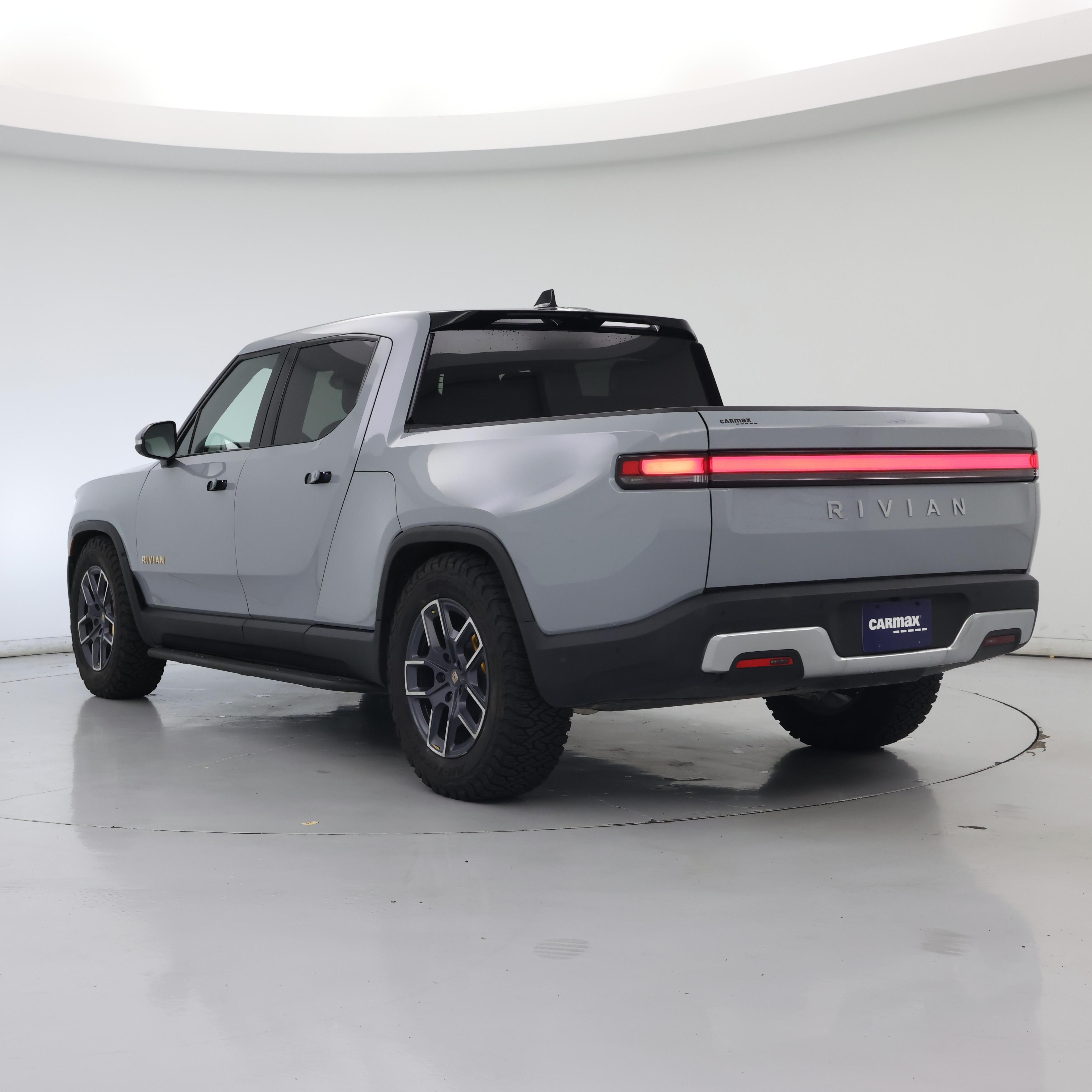 Thumbnail: 2023 Rivian R1T - 2