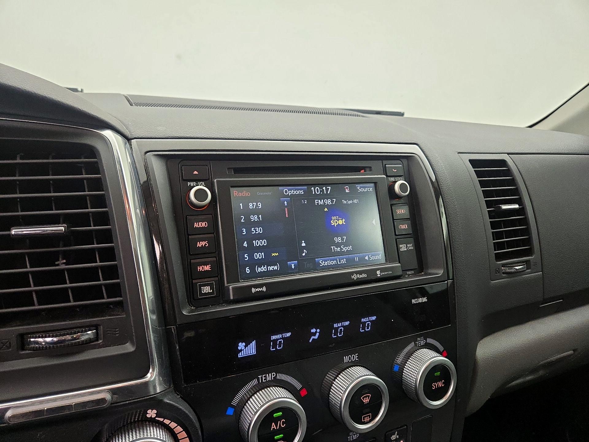 Thumbnail: 2018 Toyota Sequoia - 15