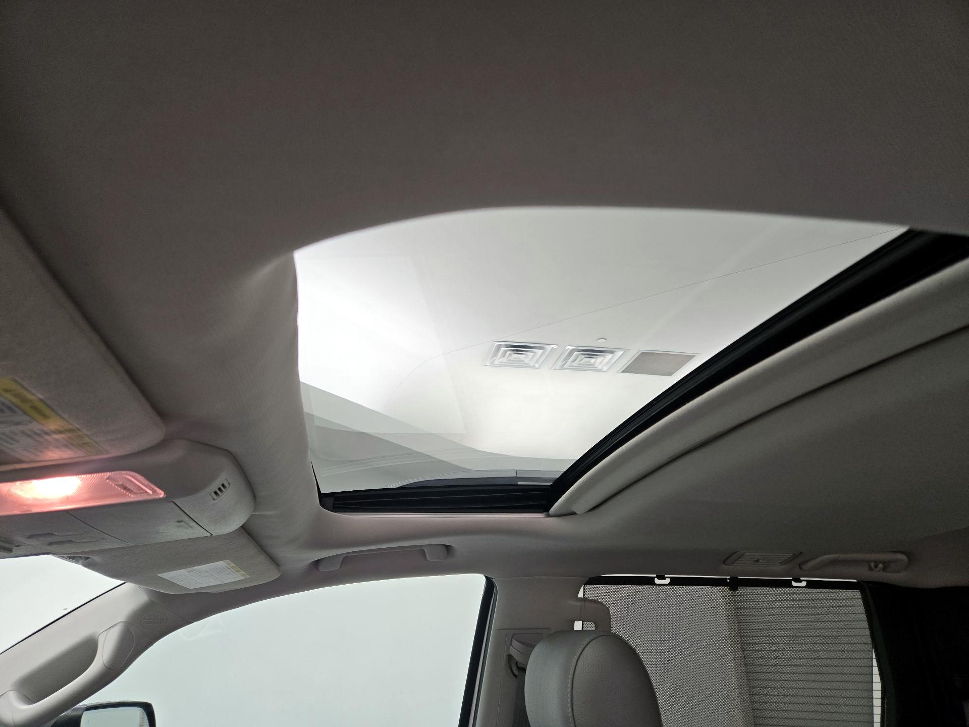 Thumbnail: 2018 Toyota Sequoia - 19