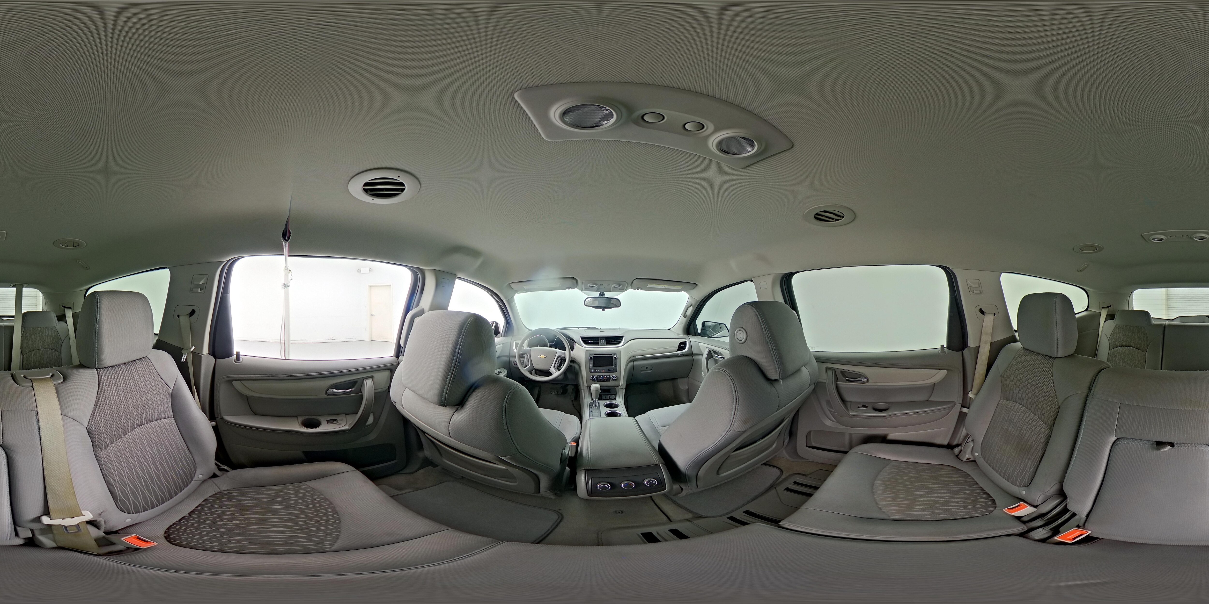 2017 Chevrolet Traverse LS - Photo 18