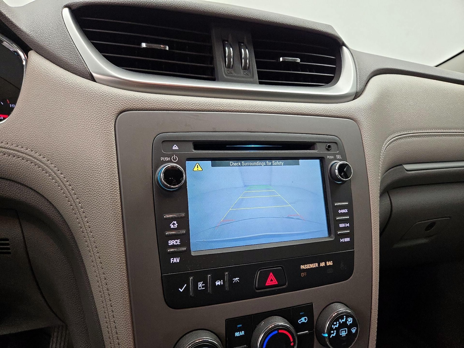 2017 Chevrolet Traverse LS - Photo 6