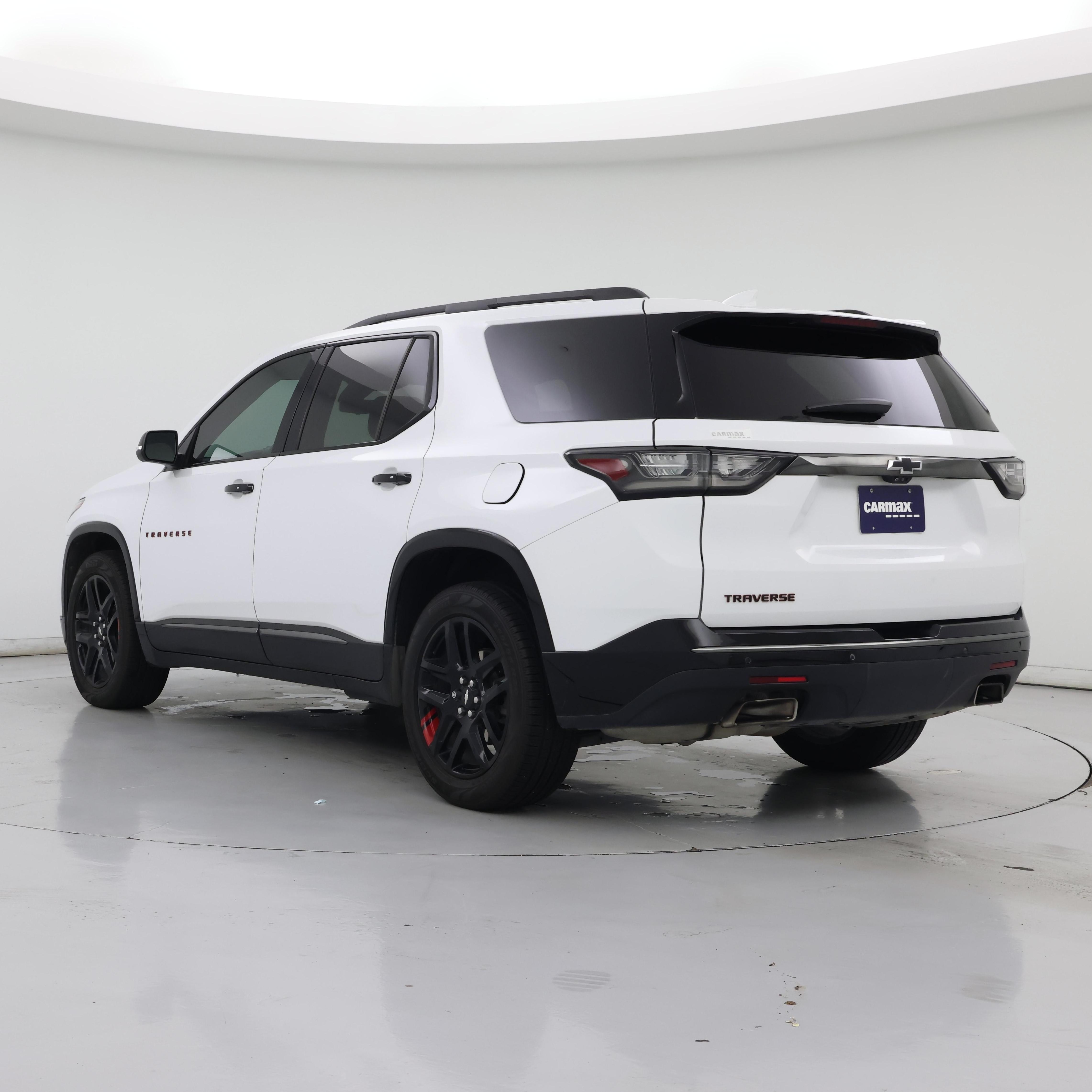 Thumbnail: 2021 Chevrolet Traverse - 2