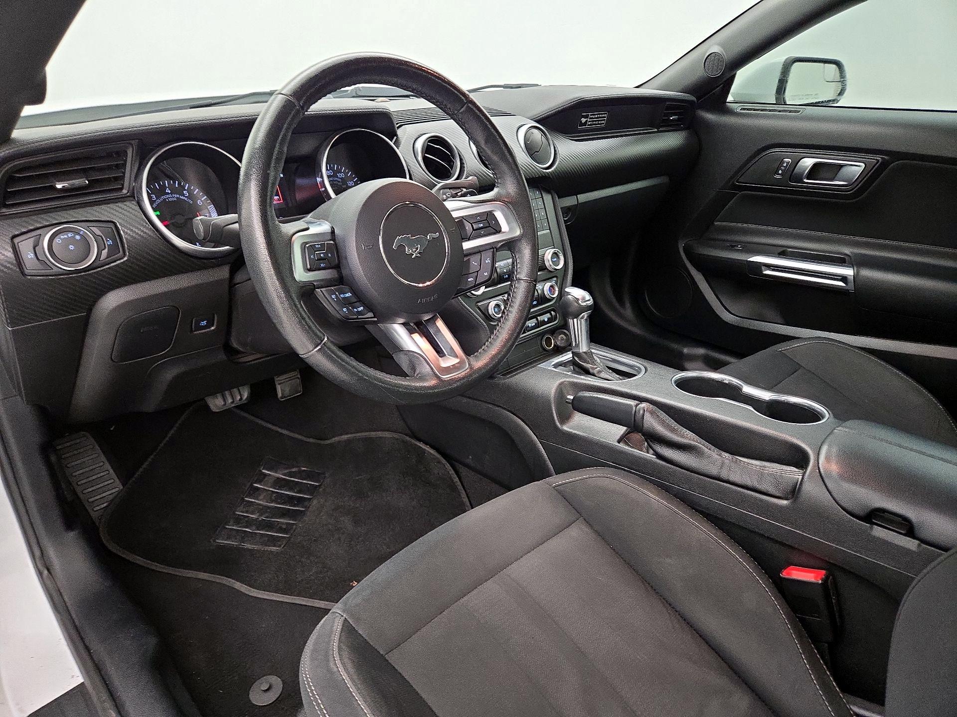 Thumbnail: 2020 Ford Mustang - 9