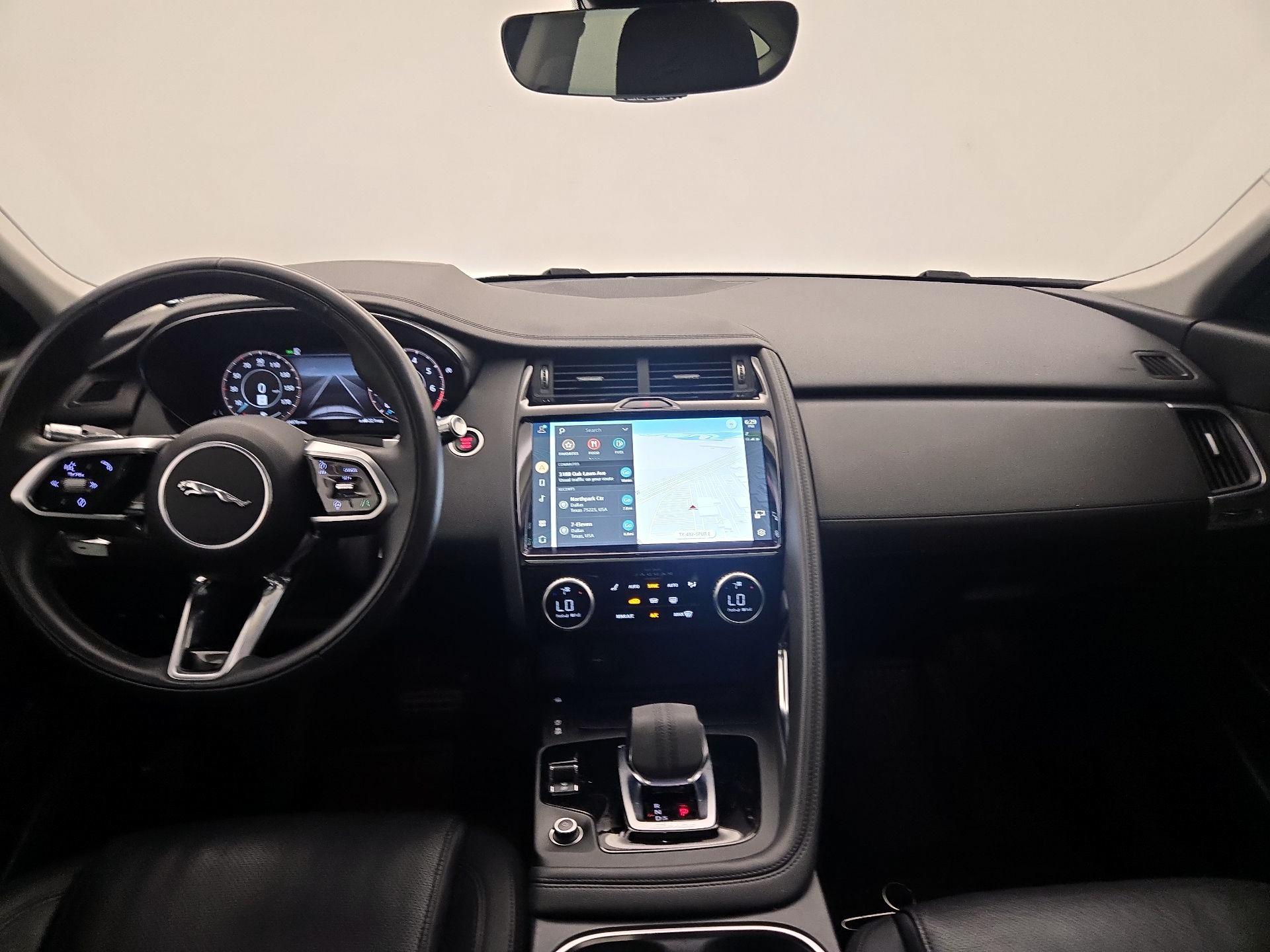 Thumbnail: 2022 Jaguar E-Pace - 9