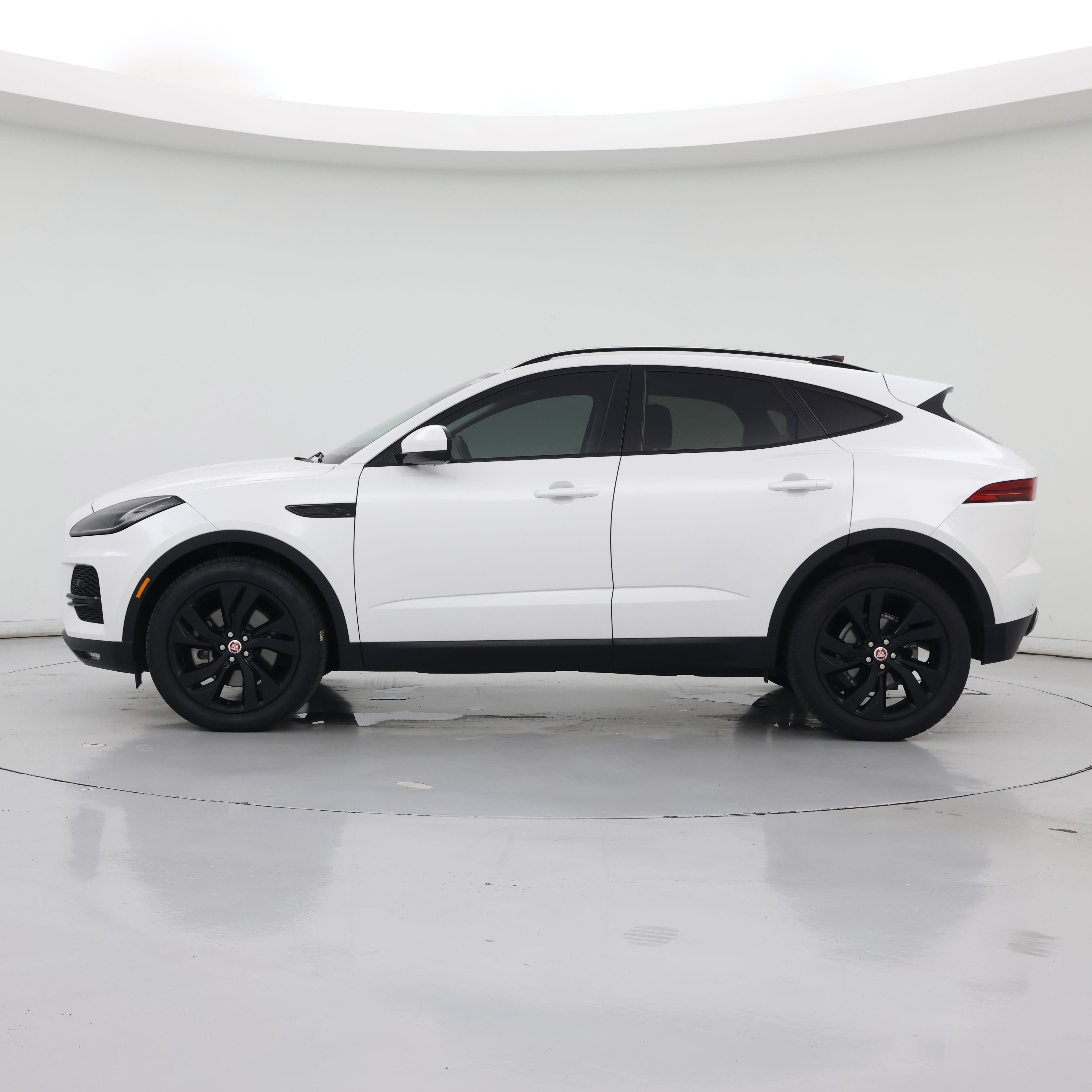 Thumbnail: 2022 Jaguar E-Pace - 3