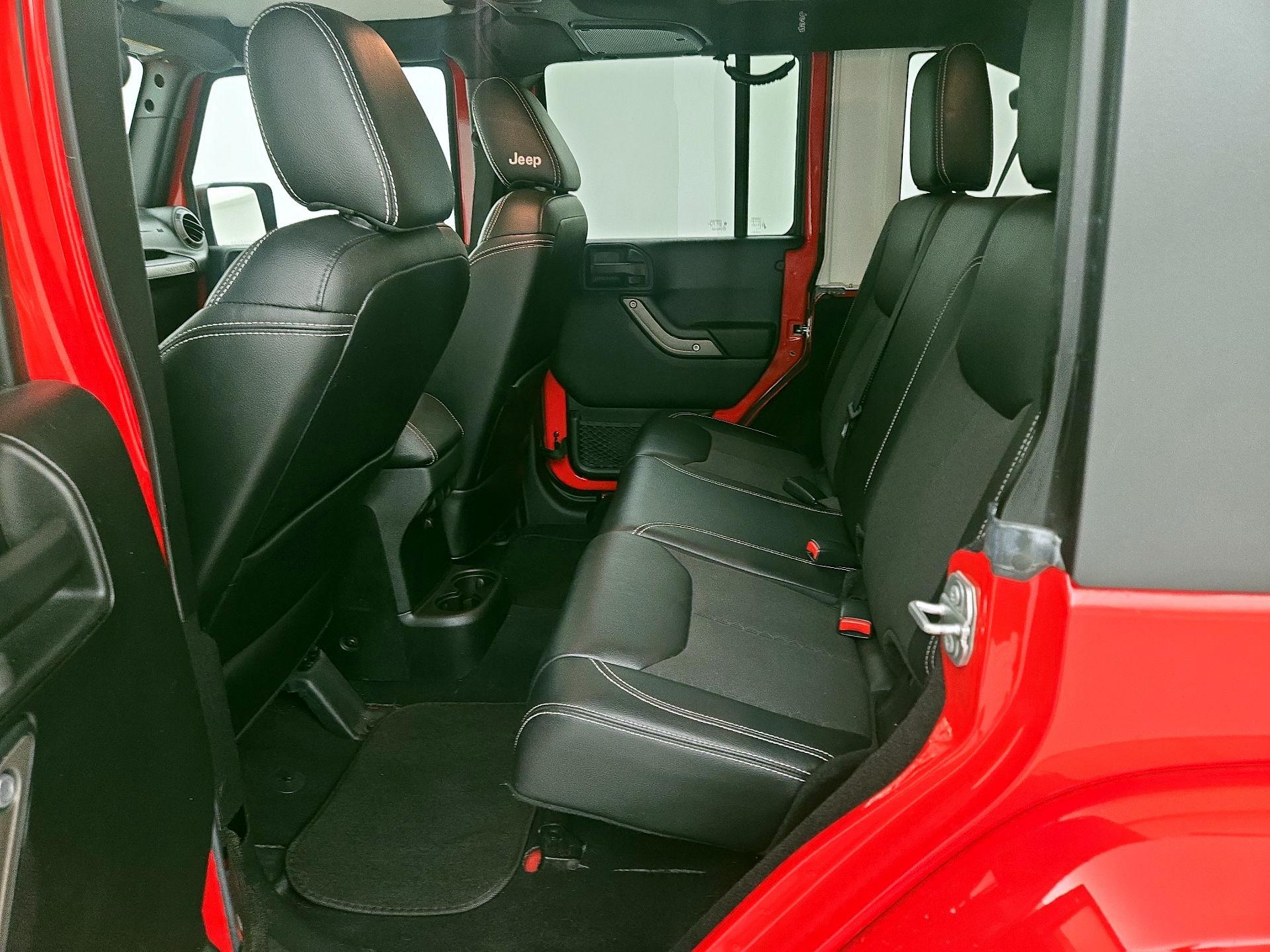 Thumbnail: 2017 Jeep Wrangler - 17