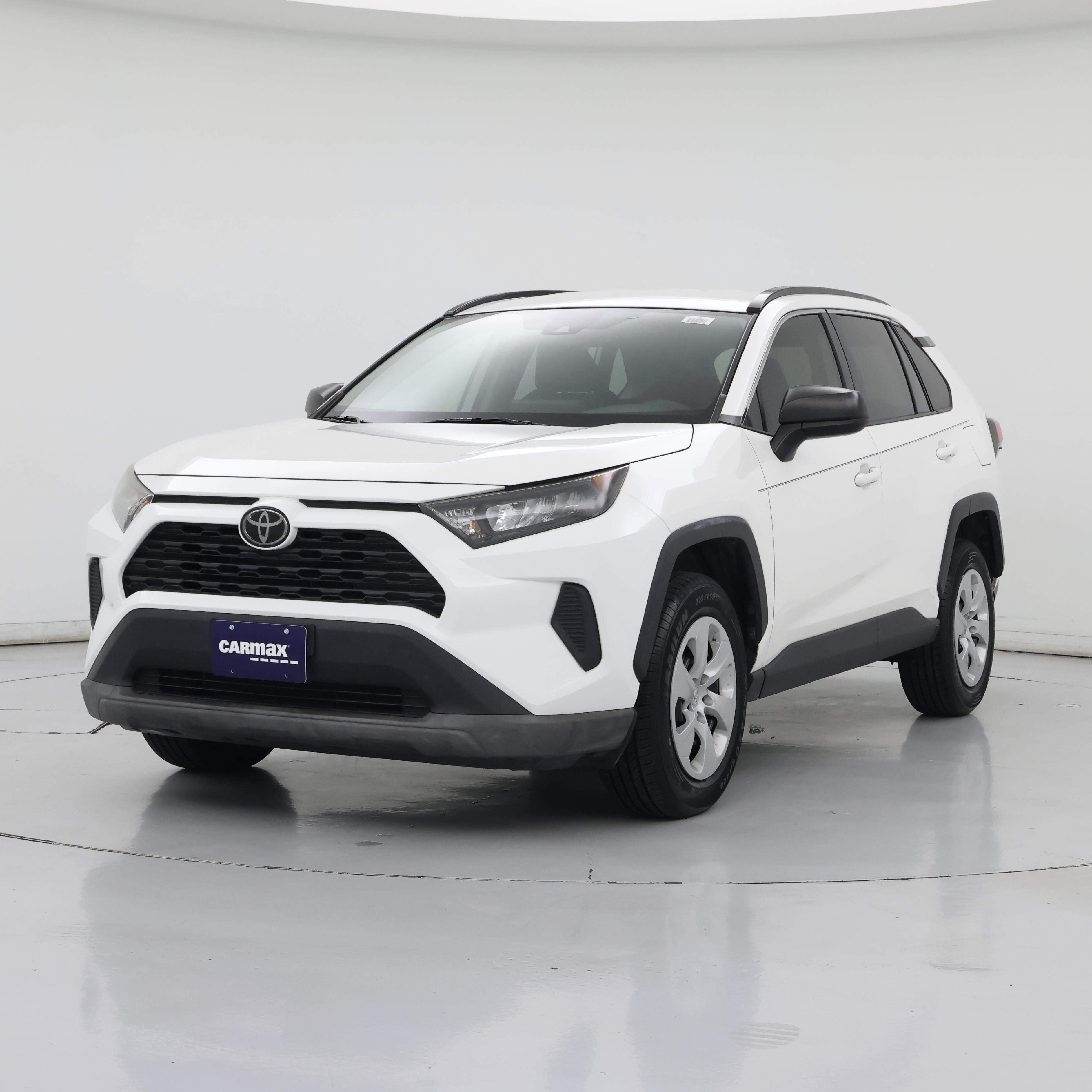 Thumbnail: 2019 Toyota RAV4 - 4