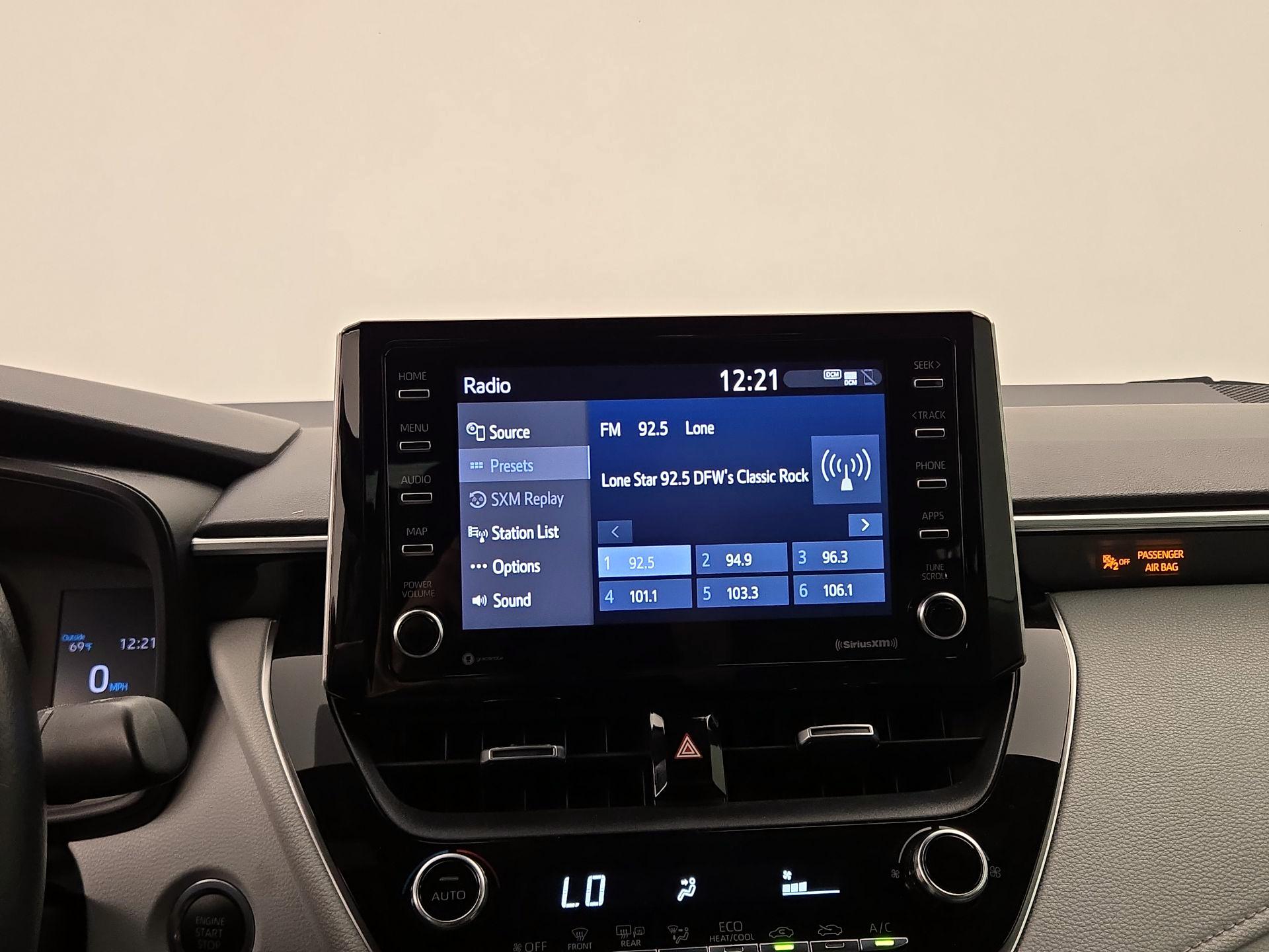 Thumbnail: 2021 Toyota Corolla - 15