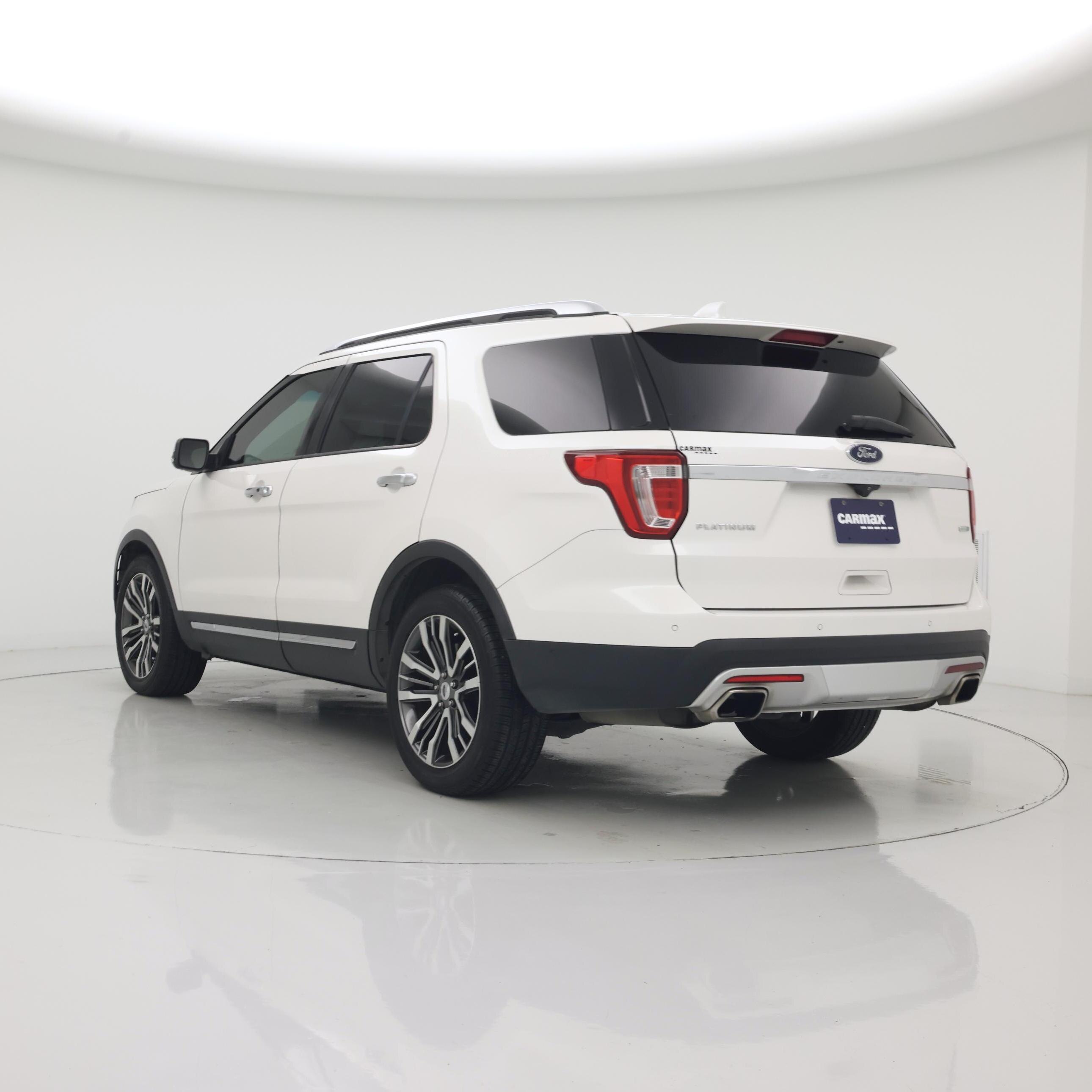 Thumbnail: 2016 Ford Explorer - 2