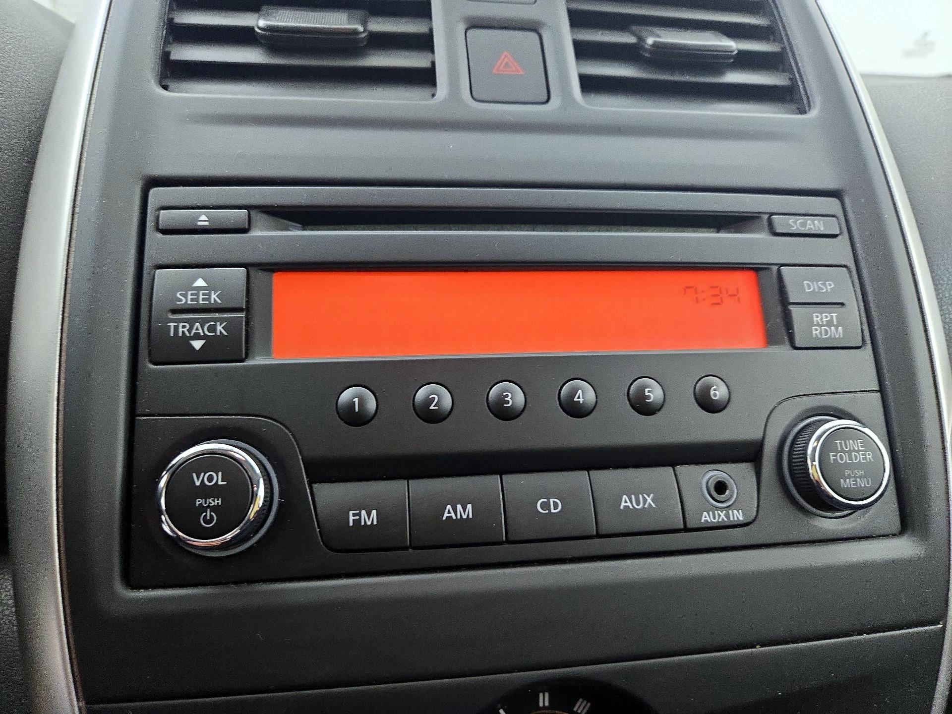 Thumbnail: 2016 Nissan Versa Note - 14