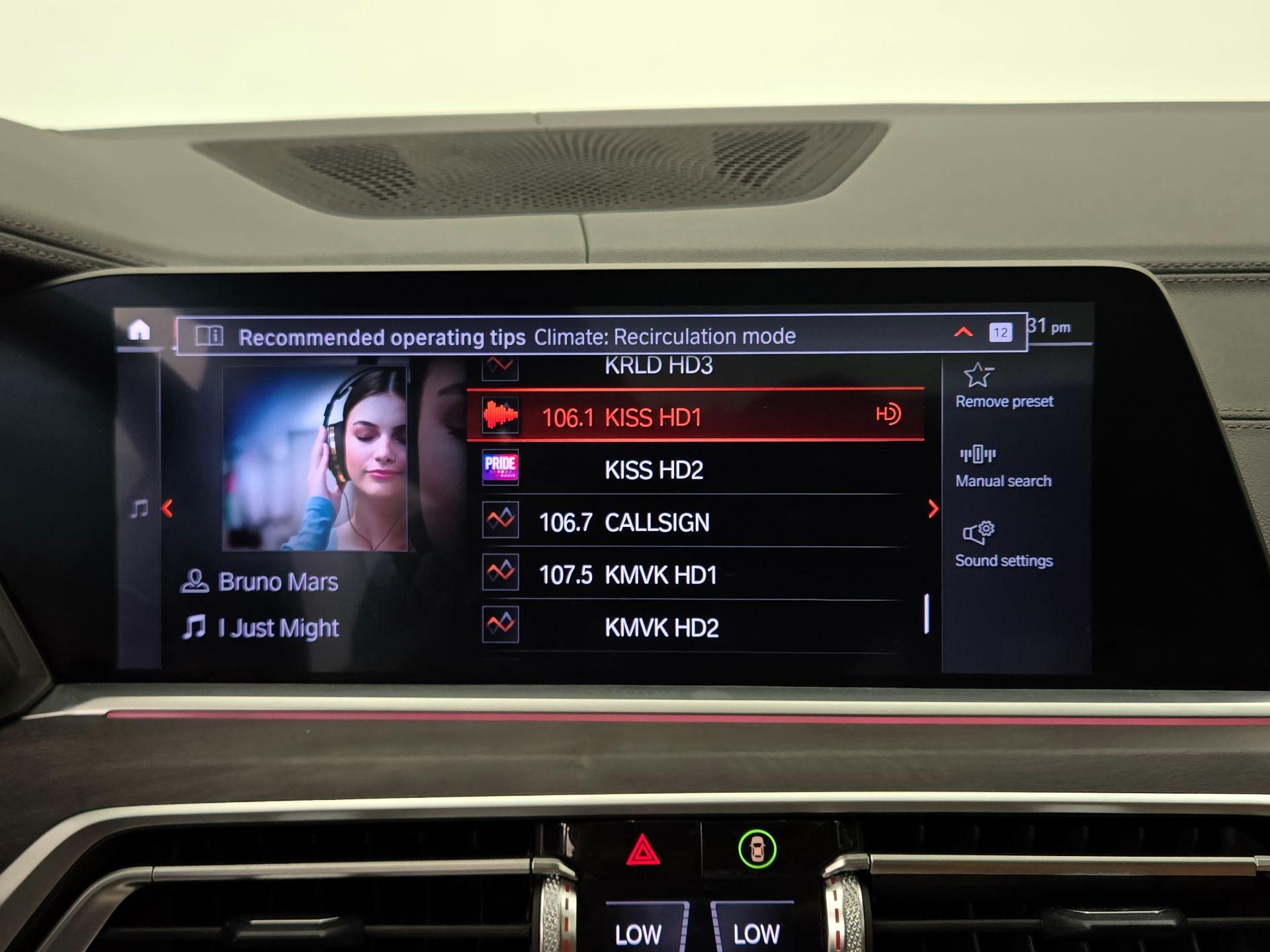 Thumbnail: 2021 BMW X7 - 16