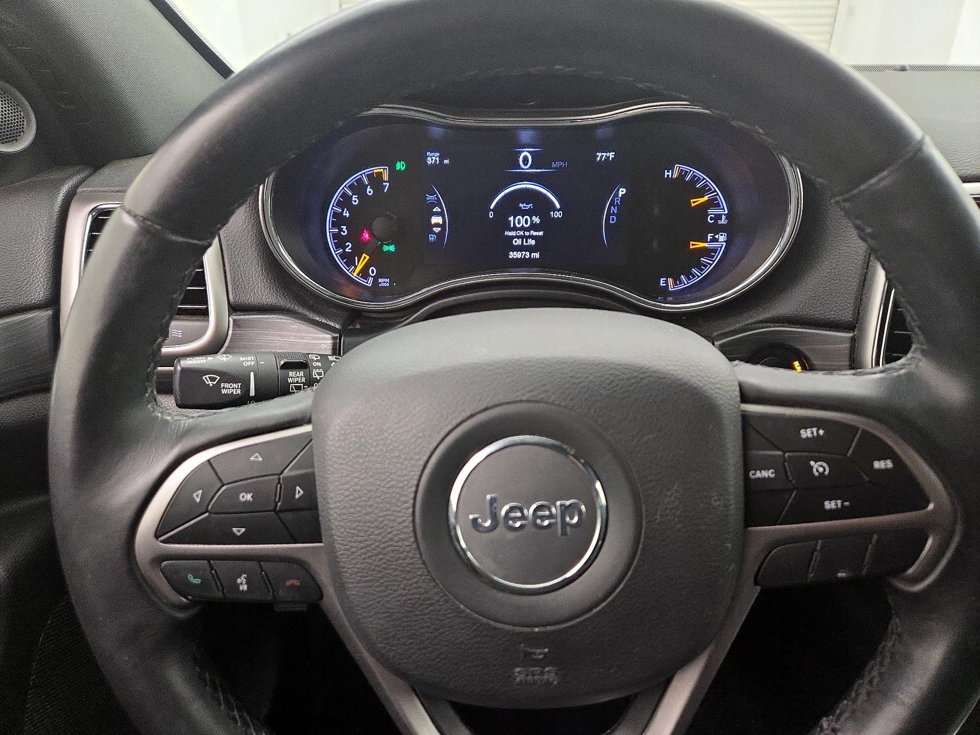 Thumbnail: 2019 Jeep Grand Cherokee - 10