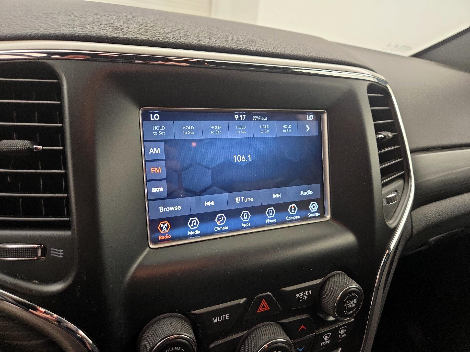 Thumbnail: 2019 Jeep Grand Cherokee - 15