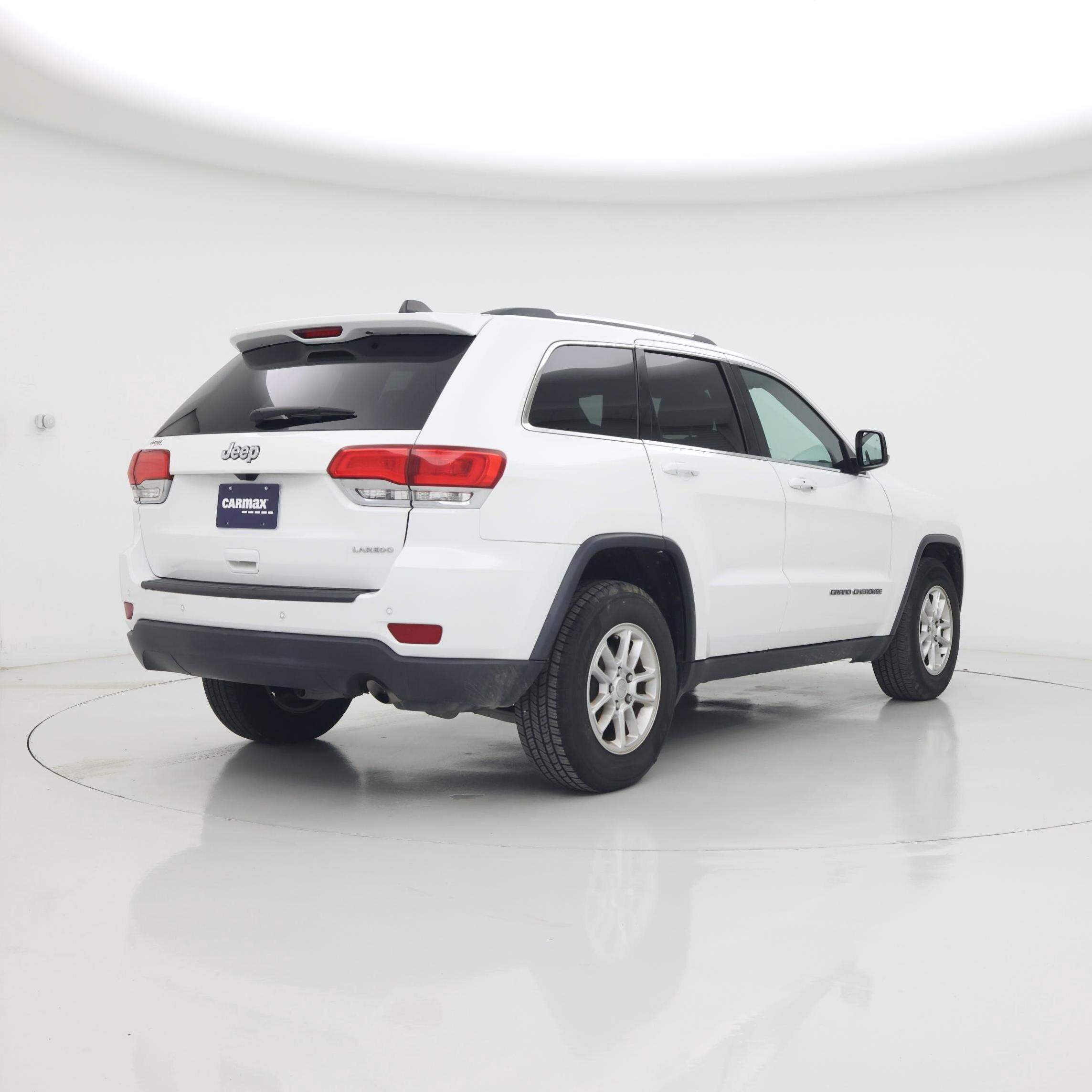 Thumbnail: 2019 Jeep Grand Cherokee - 8