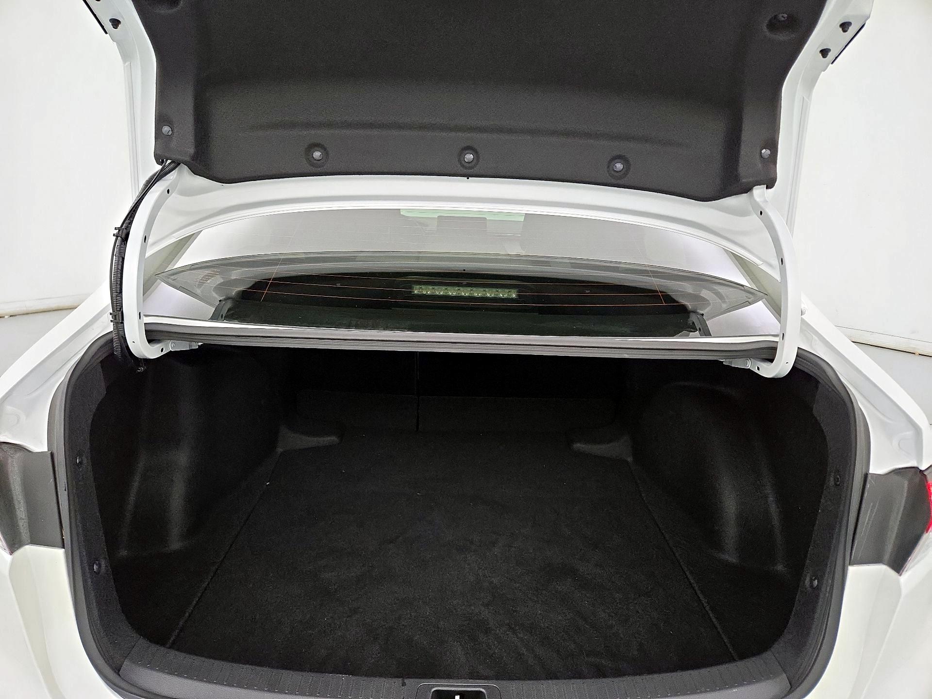 Thumbnail: 2025 Toyota Corolla - 20